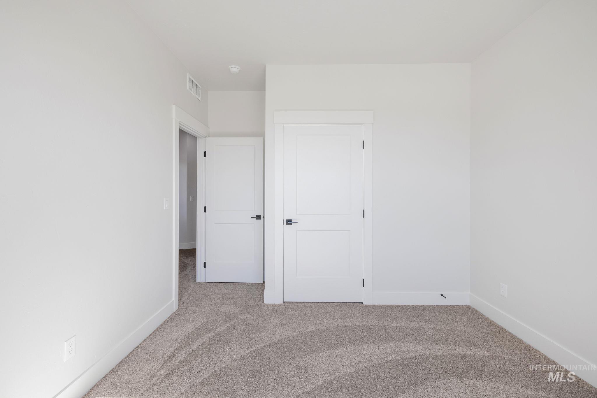 24 Bridger St, Cascade, Idaho 83611, 2 Bedrooms, 2.5 Bathrooms, Residential For Sale, Price $459,900,MLS 98975734