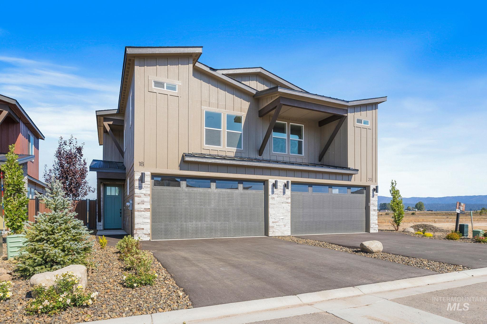 22 Bridger St, Cascade, Idaho 83611, 3 Bedrooms, 2.5 Bathrooms, Residential For Sale, Price $479,900,MLS 98975735