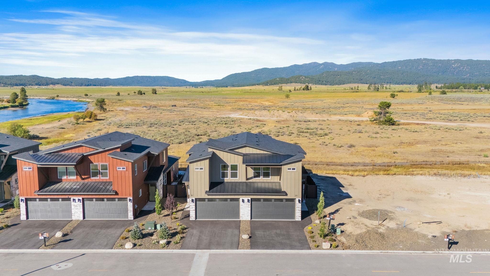22 Bridger St, Cascade, Idaho 83611, 3 Bedrooms, 2.5 Bathrooms, Residential For Sale, Price $514,900,MLS 98975735