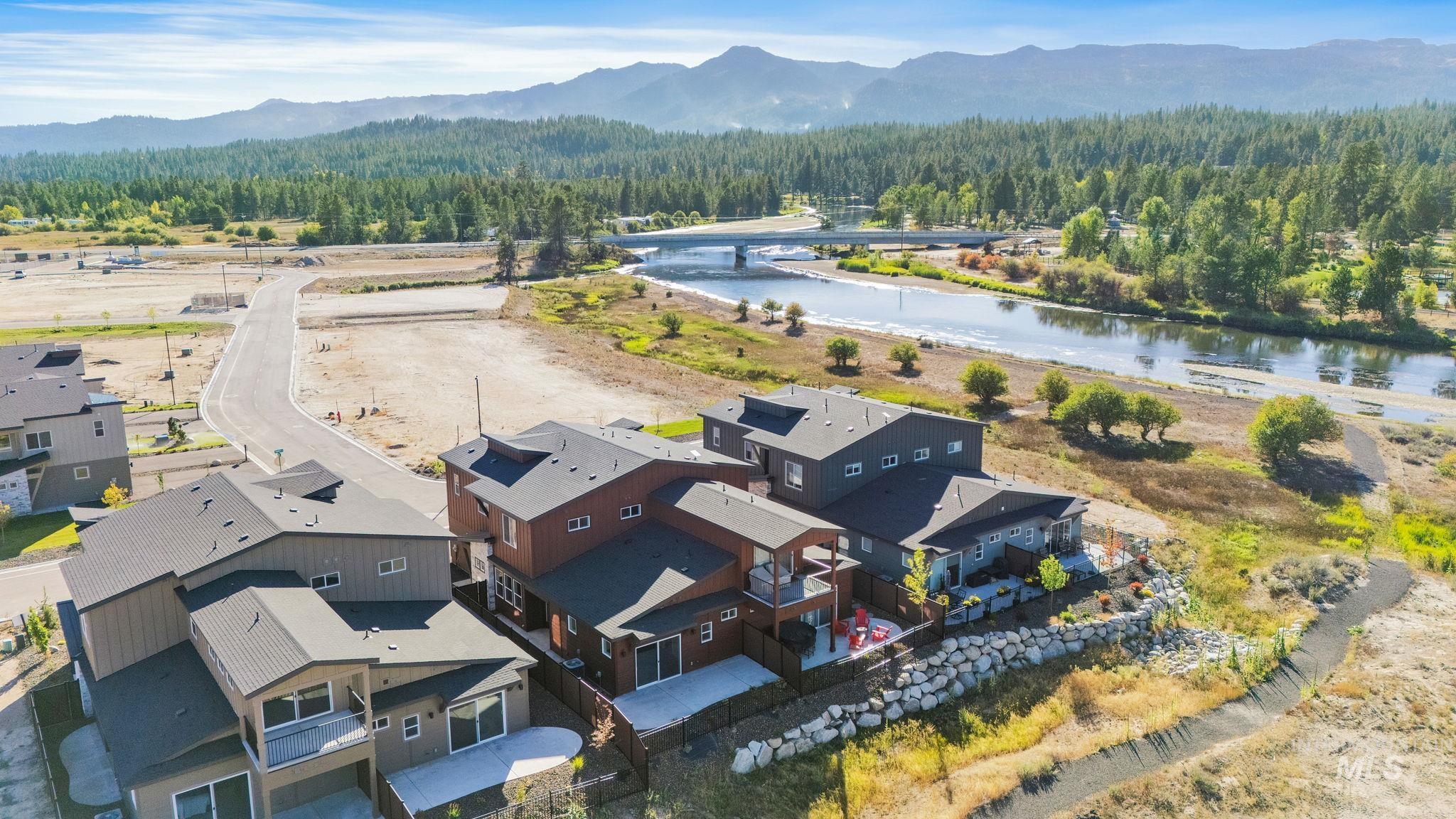 22 Bridger St, Cascade, Idaho 83611, 3 Bedrooms, 2.5 Bathrooms, Residential For Sale, Price $479,900,MLS 98975735