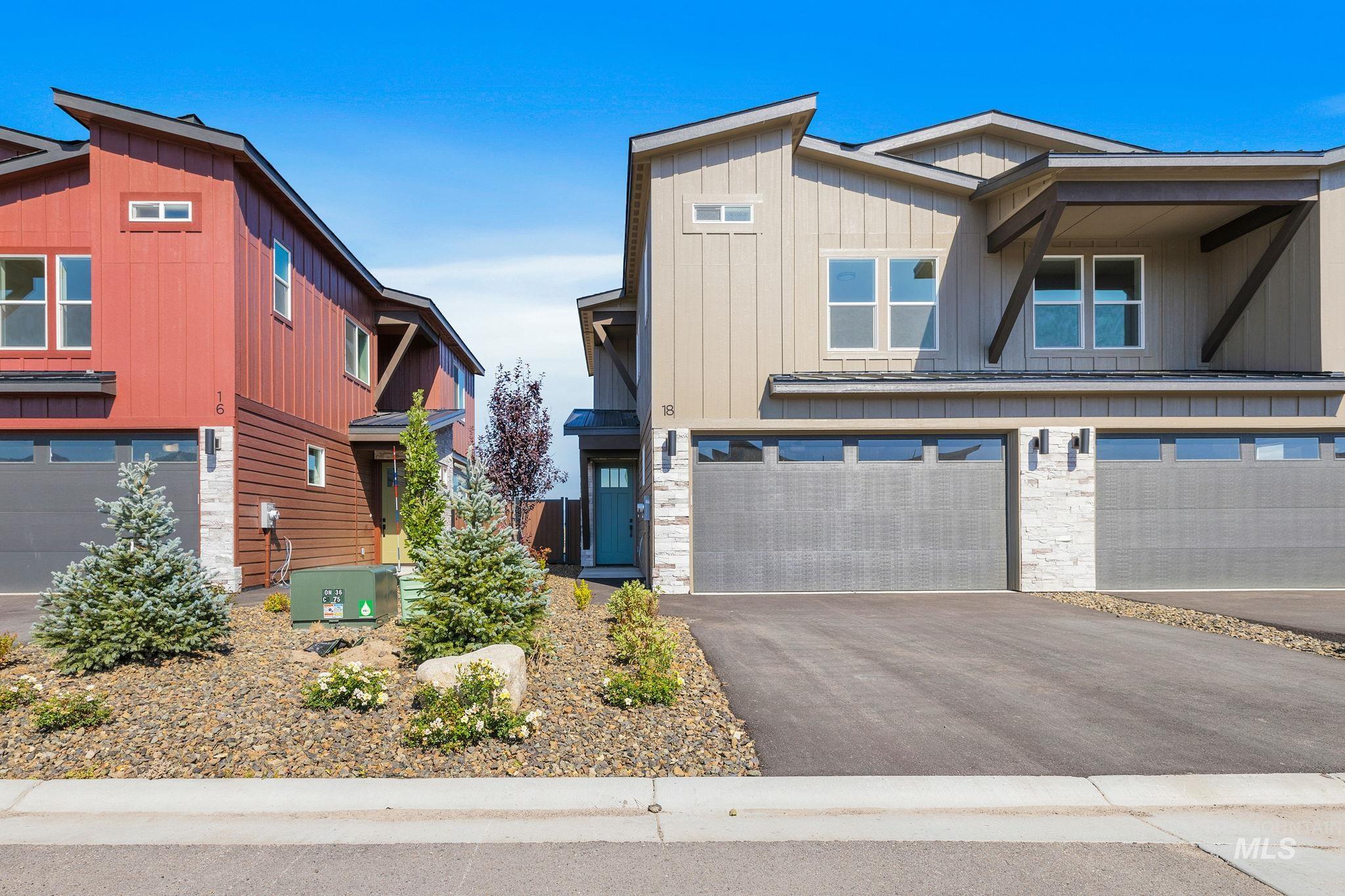 22 Bridger St, Cascade, Idaho 83611, 3 Bedrooms, 2.5 Bathrooms, Residential For Sale, Price $479,900,MLS 98975735