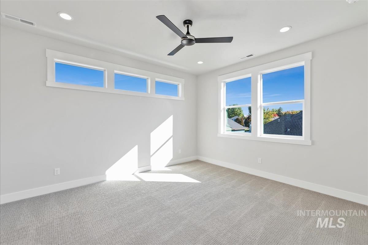 527 Hidden Mill Ct, Middleton, Idaho 83644, 4 Bedrooms, 3 Bathrooms, Residential For Sale, Price $624,900,MLS 98975739