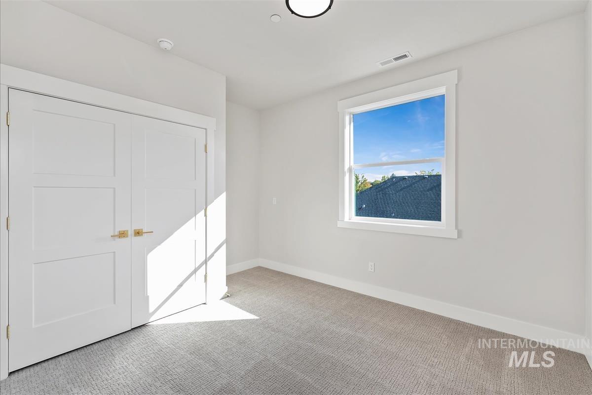 527 Hidden Mill Ct, Middleton, Idaho 83644, 4 Bedrooms, 3 Bathrooms, Residential For Sale, Price $624,900,MLS 98975739