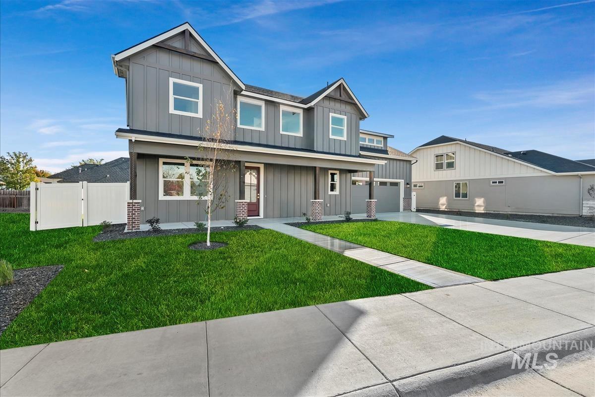 527 Hidden Mill Ct, Middleton, Idaho 83644, 4 Bedrooms, 3 Bathrooms, Residential For Sale, Price $624,900,MLS 98975739