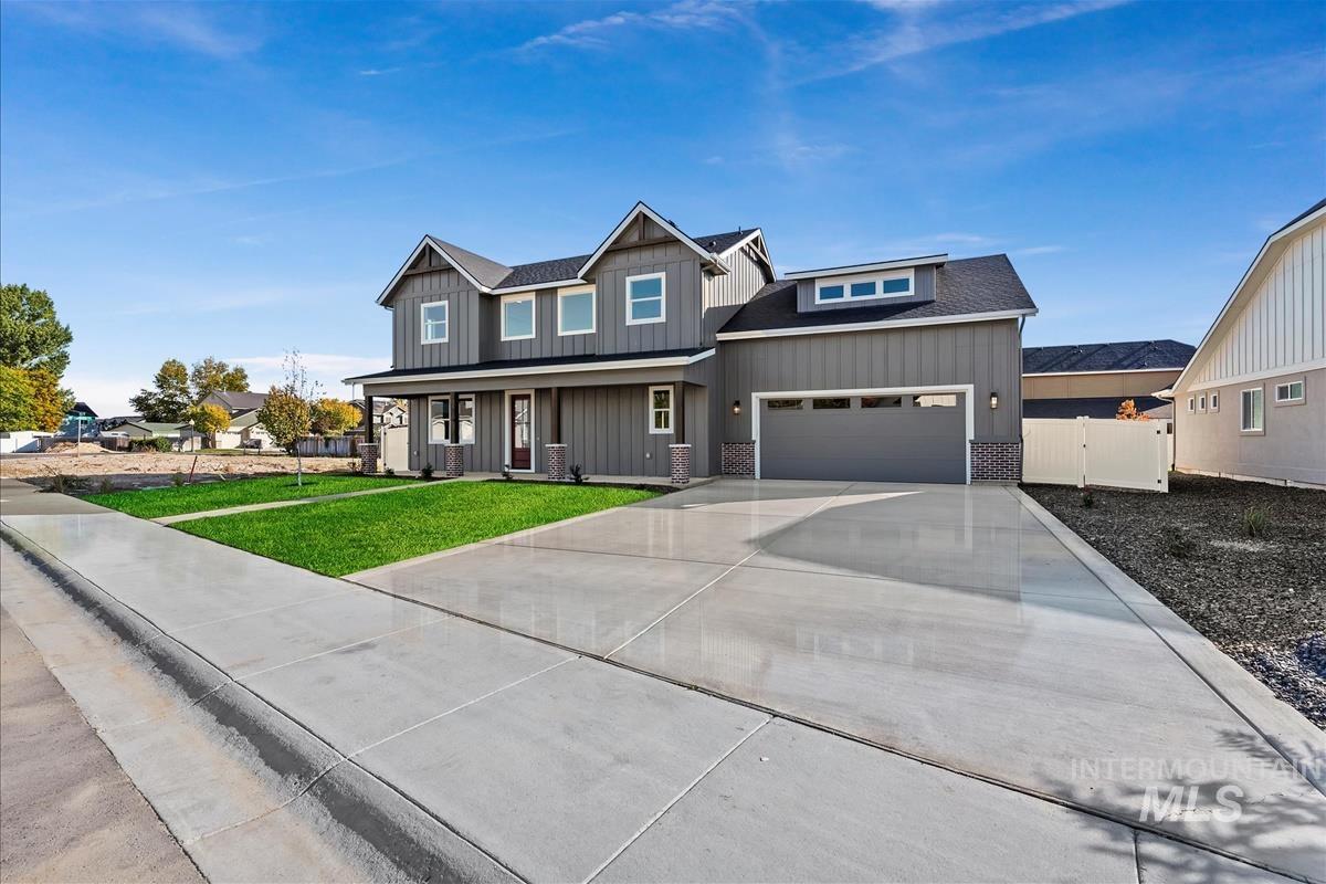 527 Hidden Mill Ct, Middleton, Idaho 83644, 4 Bedrooms, 3 Bathrooms, Residential For Sale, Price $624,900,MLS 98975739