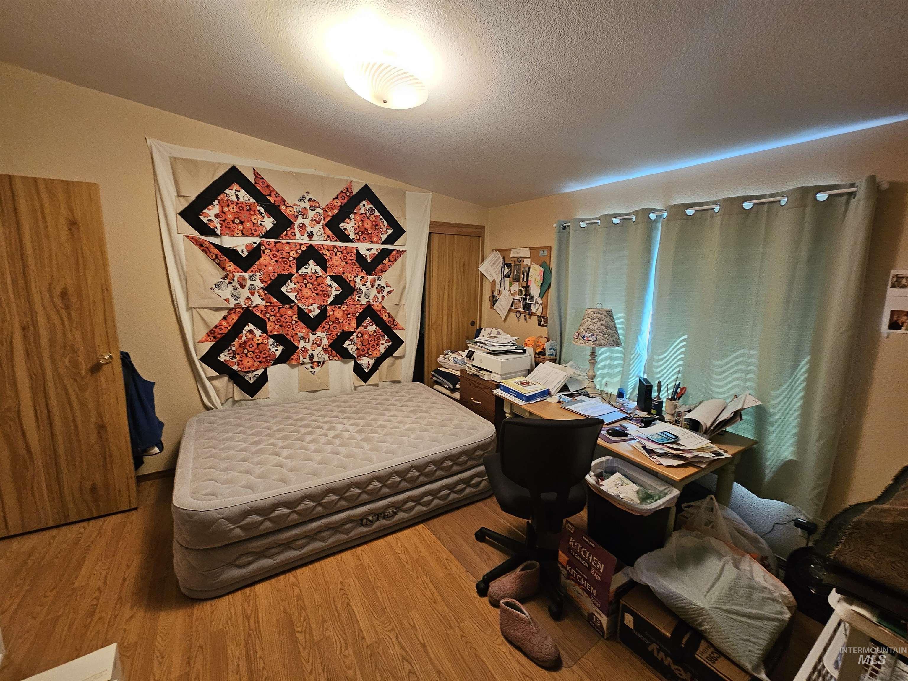 1407 & 1407 1/2 Burrell Ave, Lewiston, Idaho 83501, 3 Bedrooms, 1 Bathroom, Residential Income For Sale, Price $450,000, 98975743