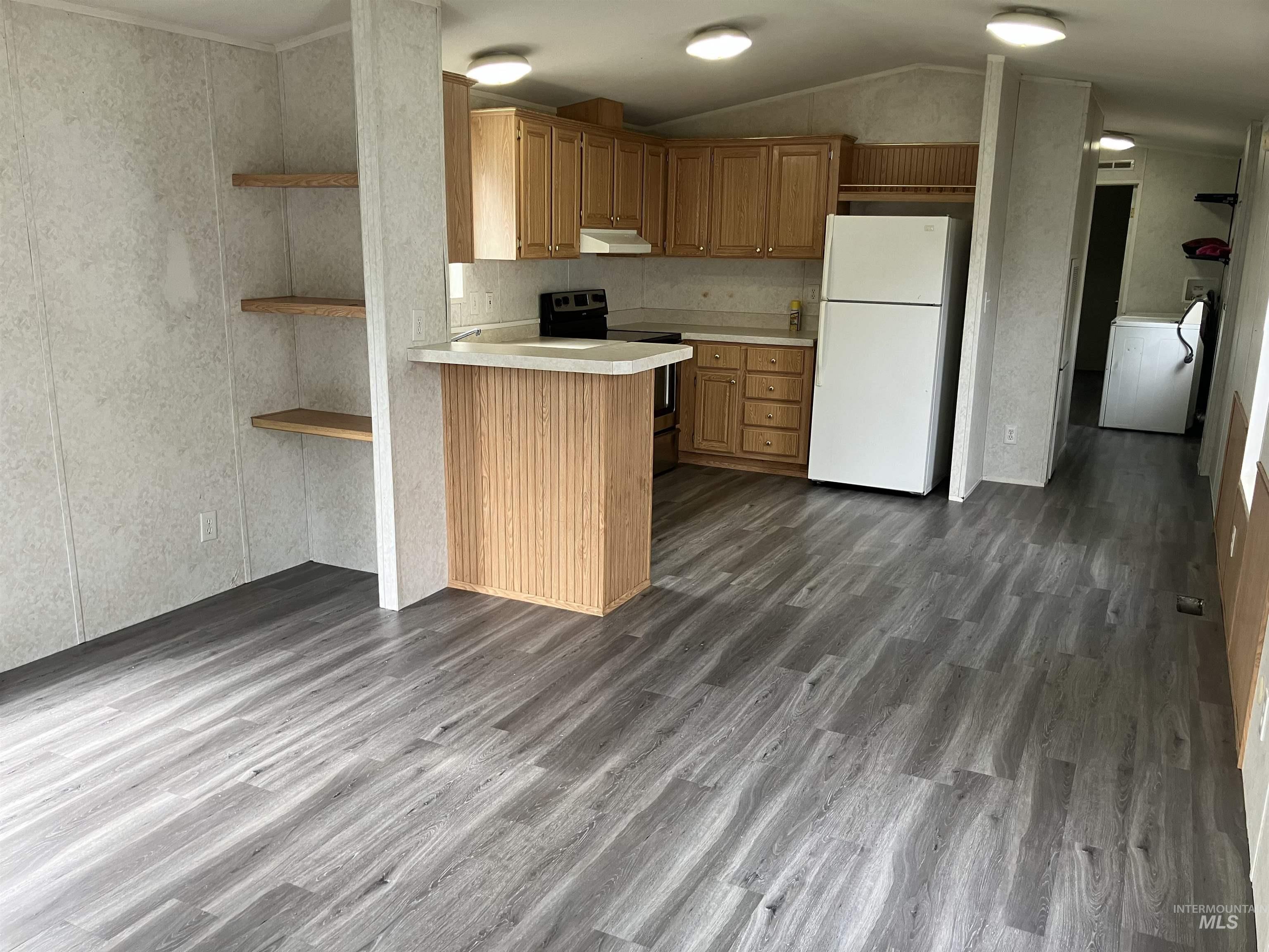 109 Adams St., Horseshoe Bend, Idaho 83629, 2 Bedrooms, 1 Bathroom, Residential Income For Sale, Price $749,900, 98975745