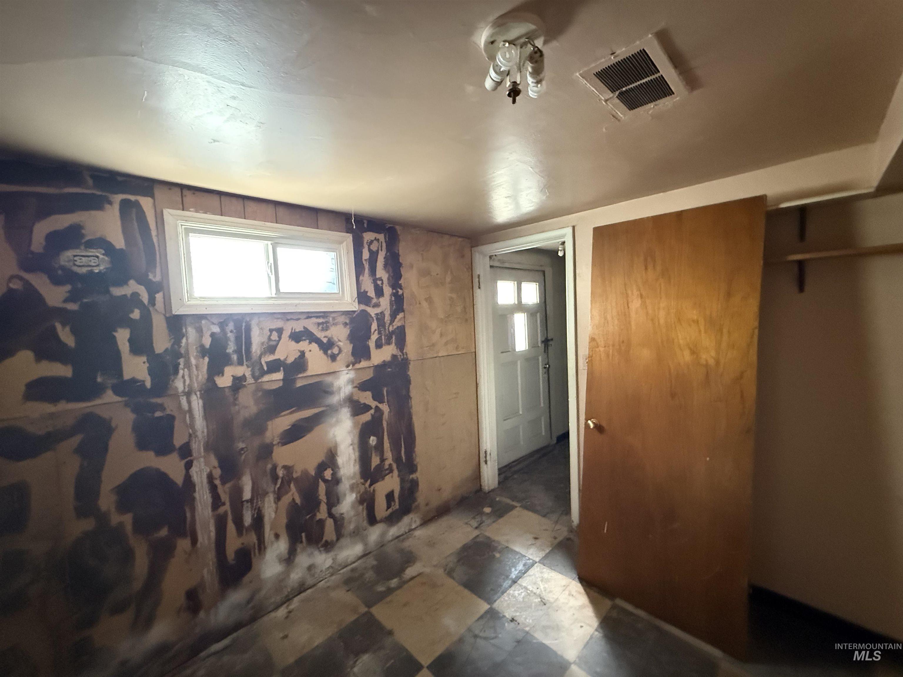 75 S 2nd West, Bancroft, Idaho 83217, 4 Bedrooms, 1 Bathroom, Residential For Sale, Price $116,900, 98975747