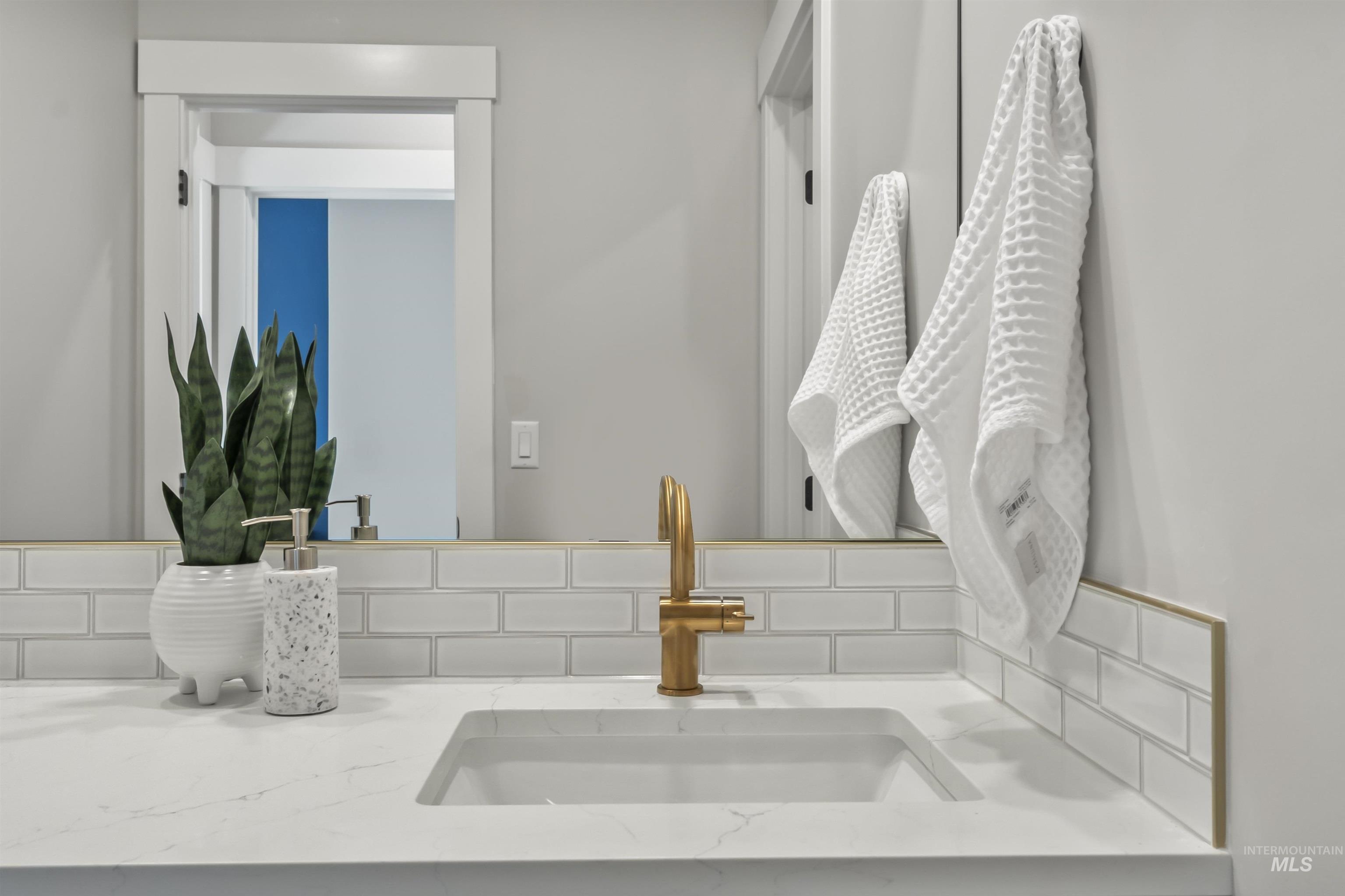 157 S Quincannon Ave, Star, Idaho 83669, 3 Bedrooms, 2.5 Bathrooms, Residential For Sale, Price $395,990,MLS 98975750