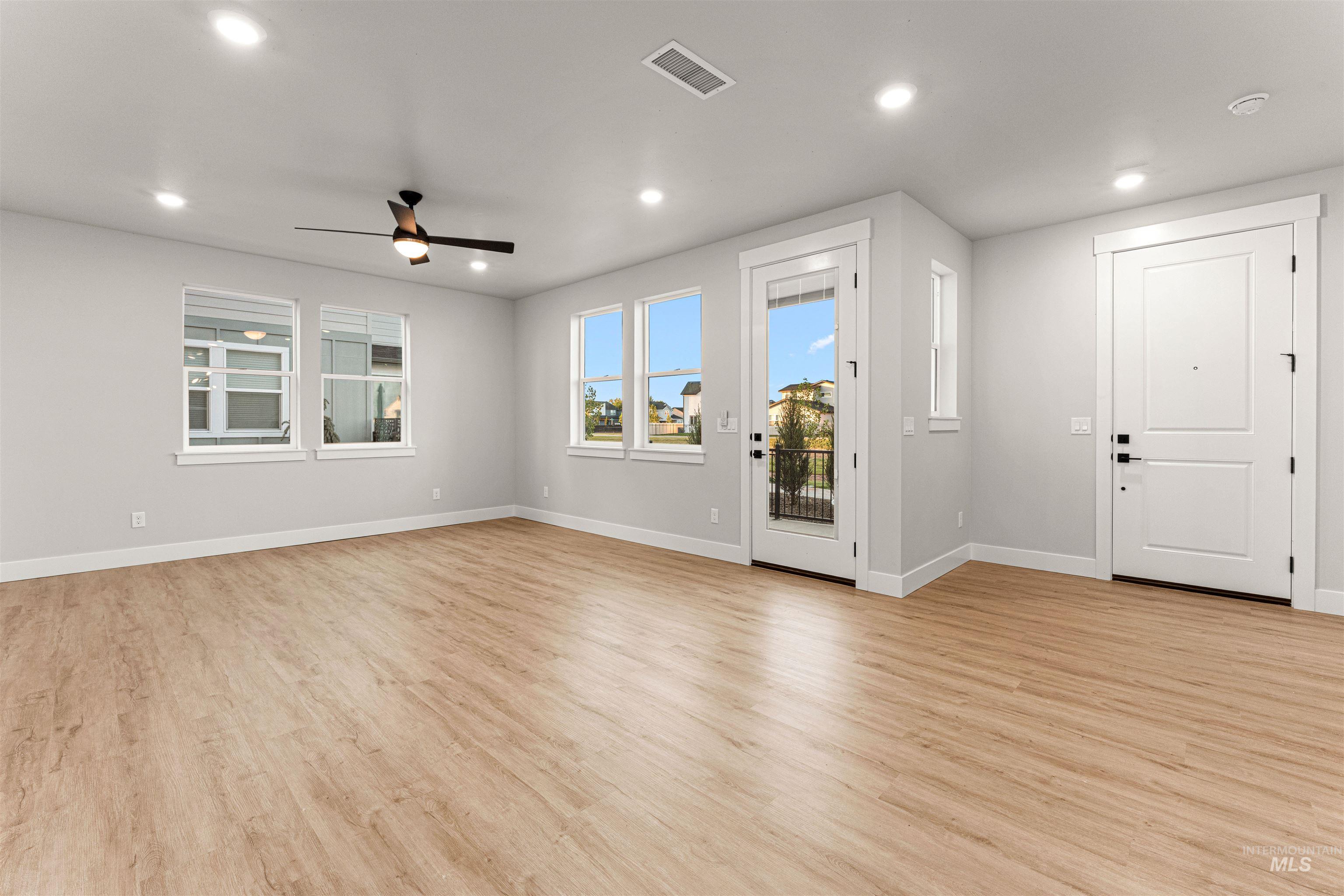 161 S Quincannon Ave., Star, Idaho 83669, 3 Bedrooms, 2.5 Bathrooms, Residential For Sale, Price $415,990,MLS 98975752