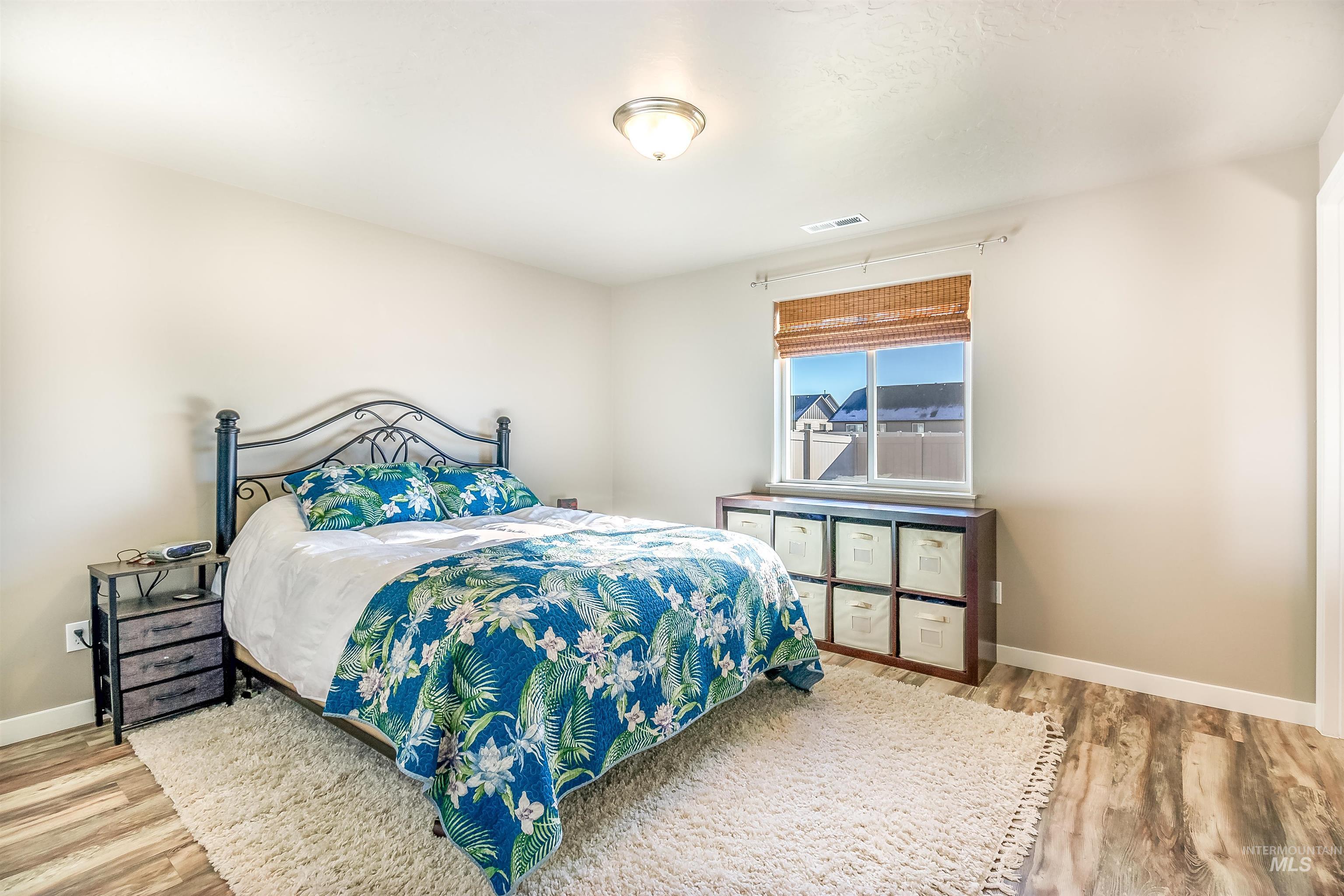 1847 E Mesa Falls St, Kuna, Idaho 83634, 3 Bedrooms, 2 Bathrooms, Residential For Sale, Price $375,000,MLS 98975753