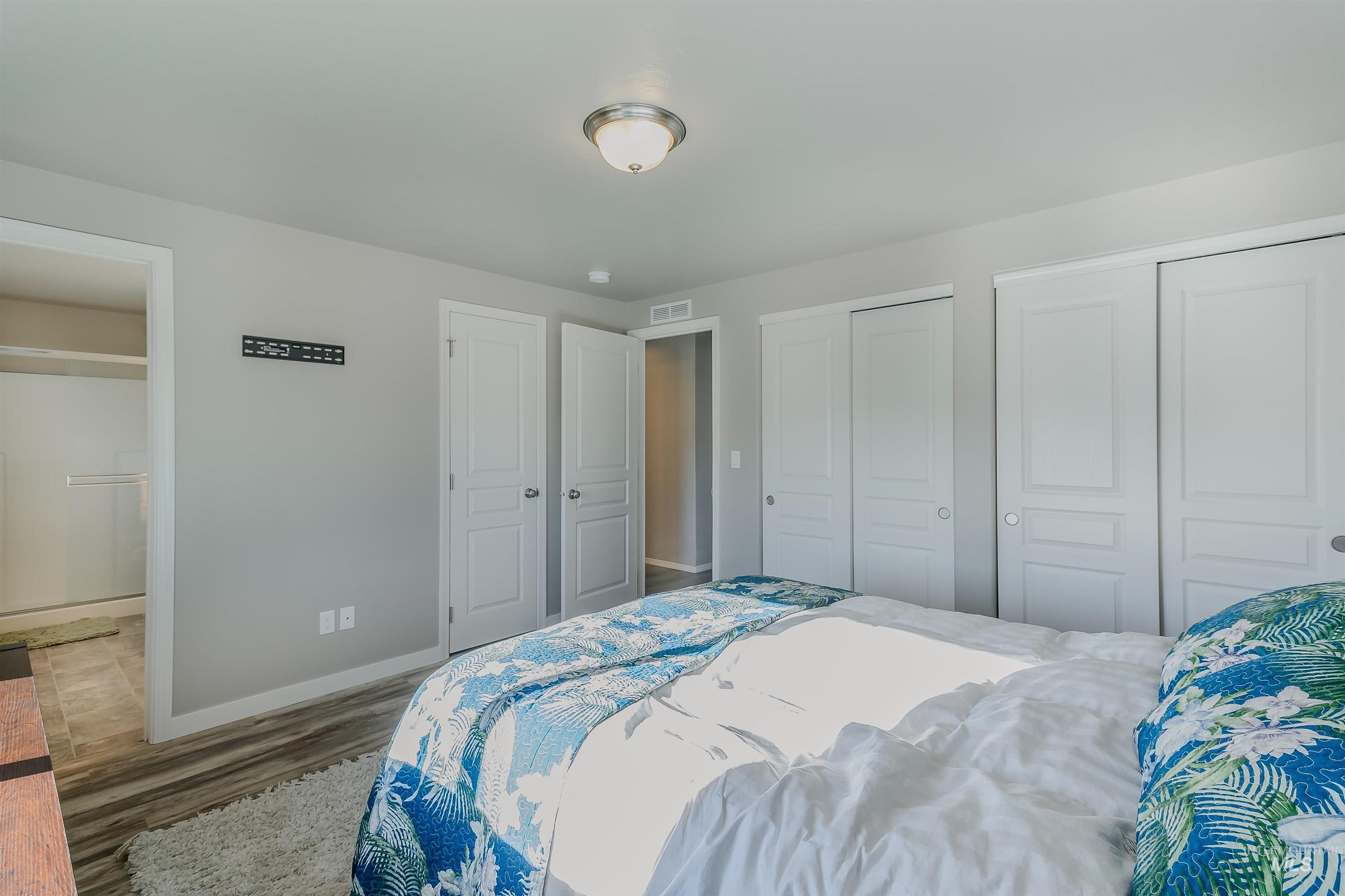 1847 E Mesa Falls St, Kuna, Idaho 83634, 3 Bedrooms, 2 Bathrooms, Residential For Sale, Price $375,000,MLS 98975753