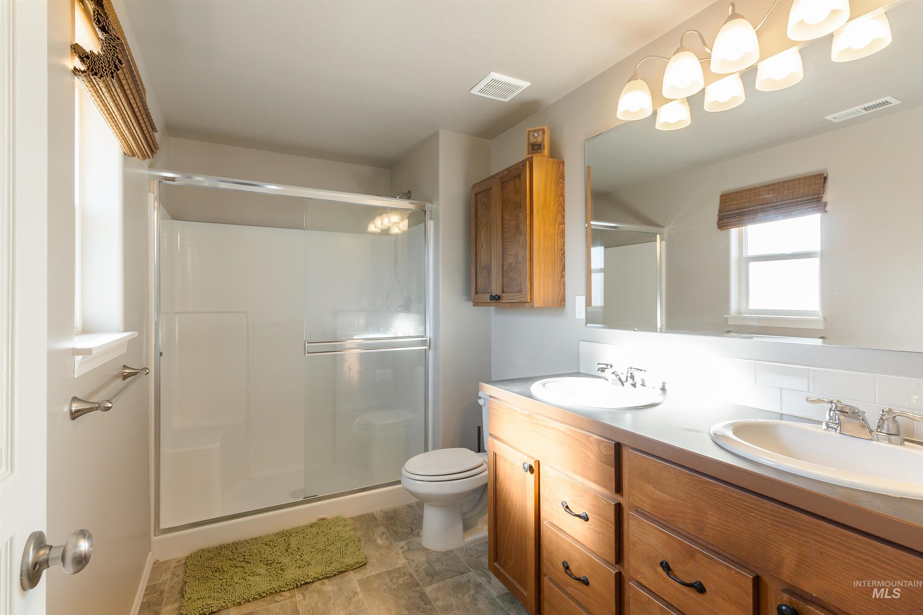 1847 E Mesa Falls St, Kuna, Idaho 83634, 3 Bedrooms, 2 Bathrooms, Residential For Sale, Price $375,000,MLS 98975753