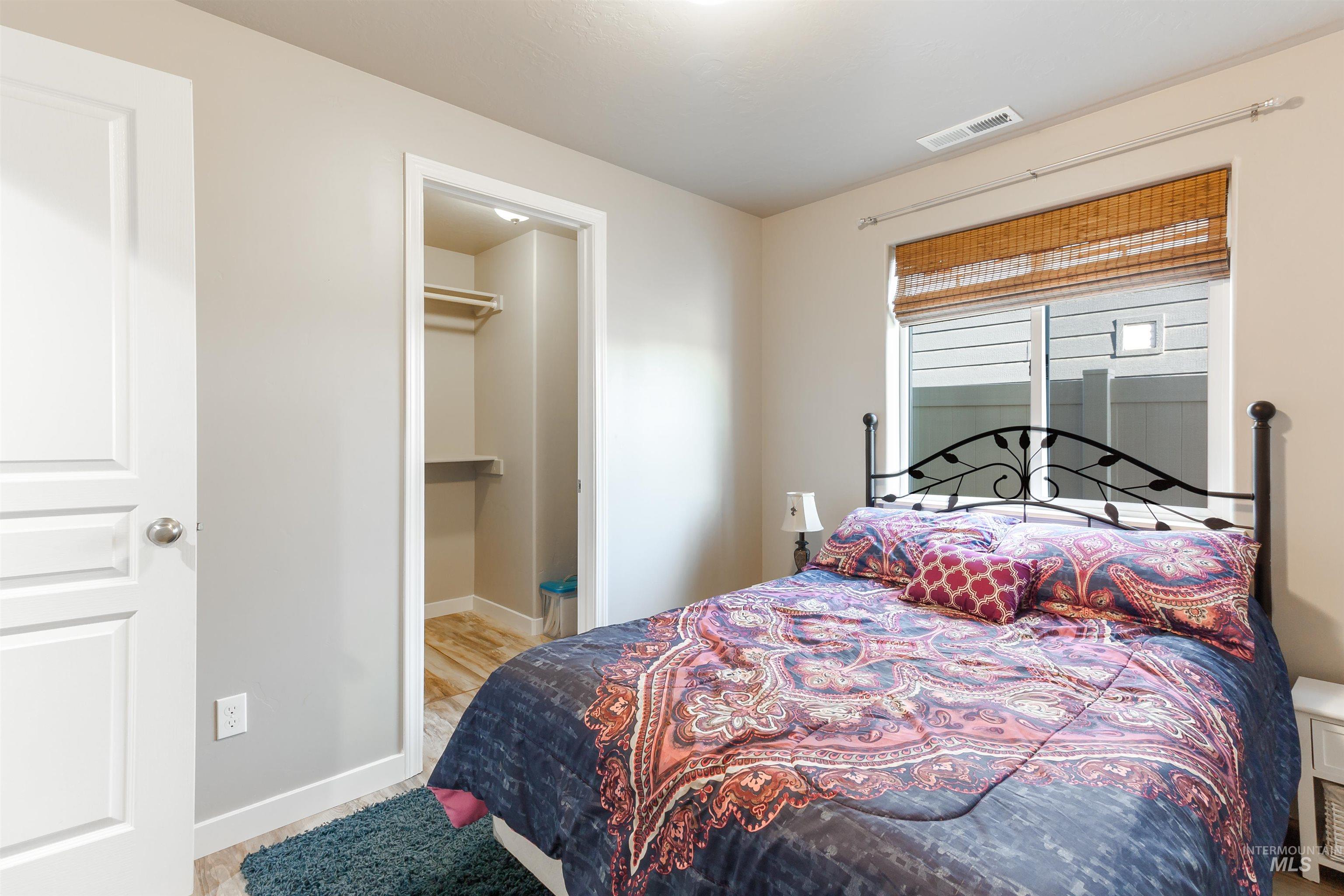 1847 E Mesa Falls St, Kuna, Idaho 83634, 3 Bedrooms, 2 Bathrooms, Residential For Sale, Price $375,000,MLS 98975753