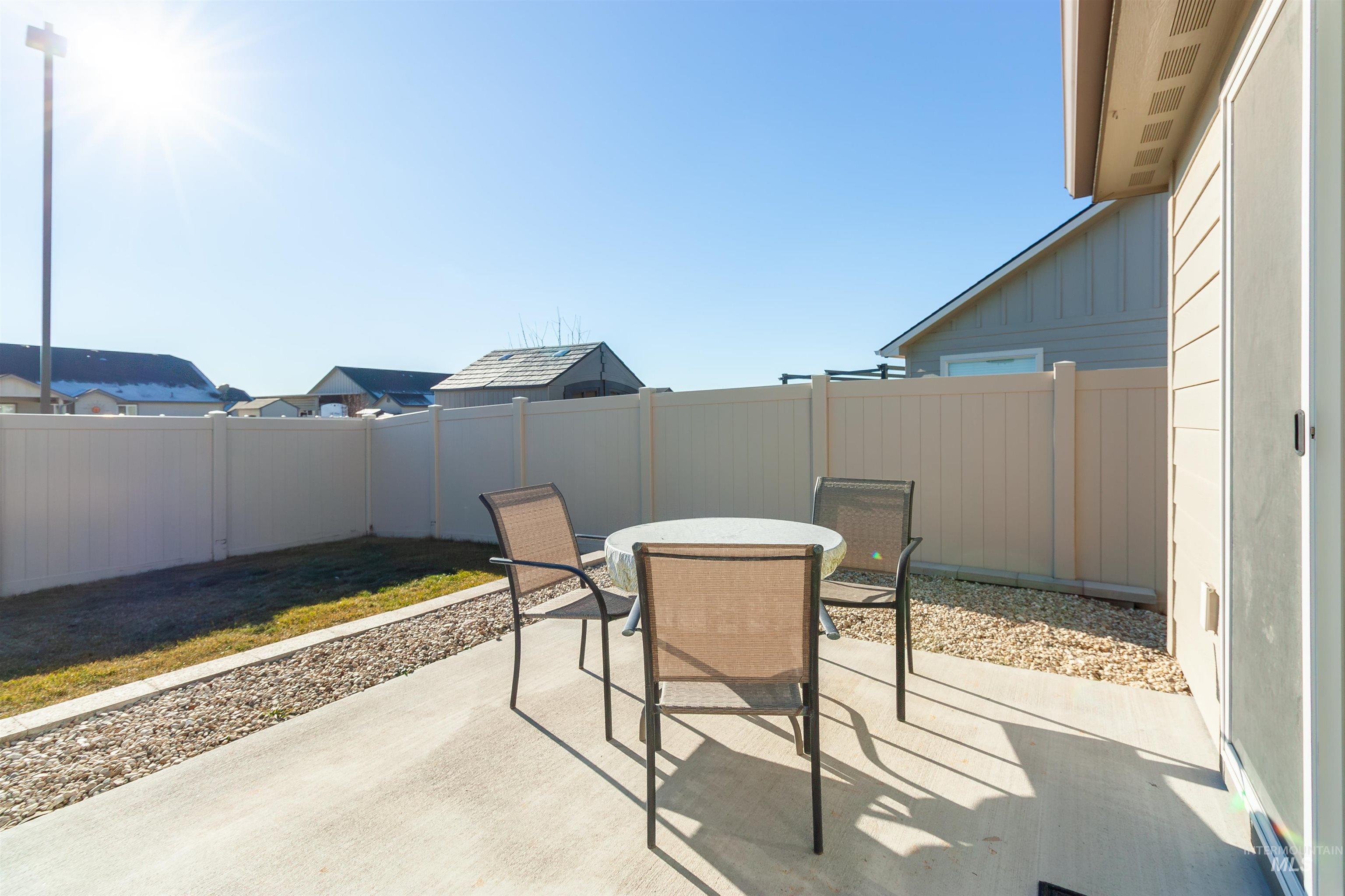 1847 E Mesa Falls St, Kuna, Idaho 83634, 3 Bedrooms, 2 Bathrooms, Residential For Sale, Price $375,000,MLS 98975753