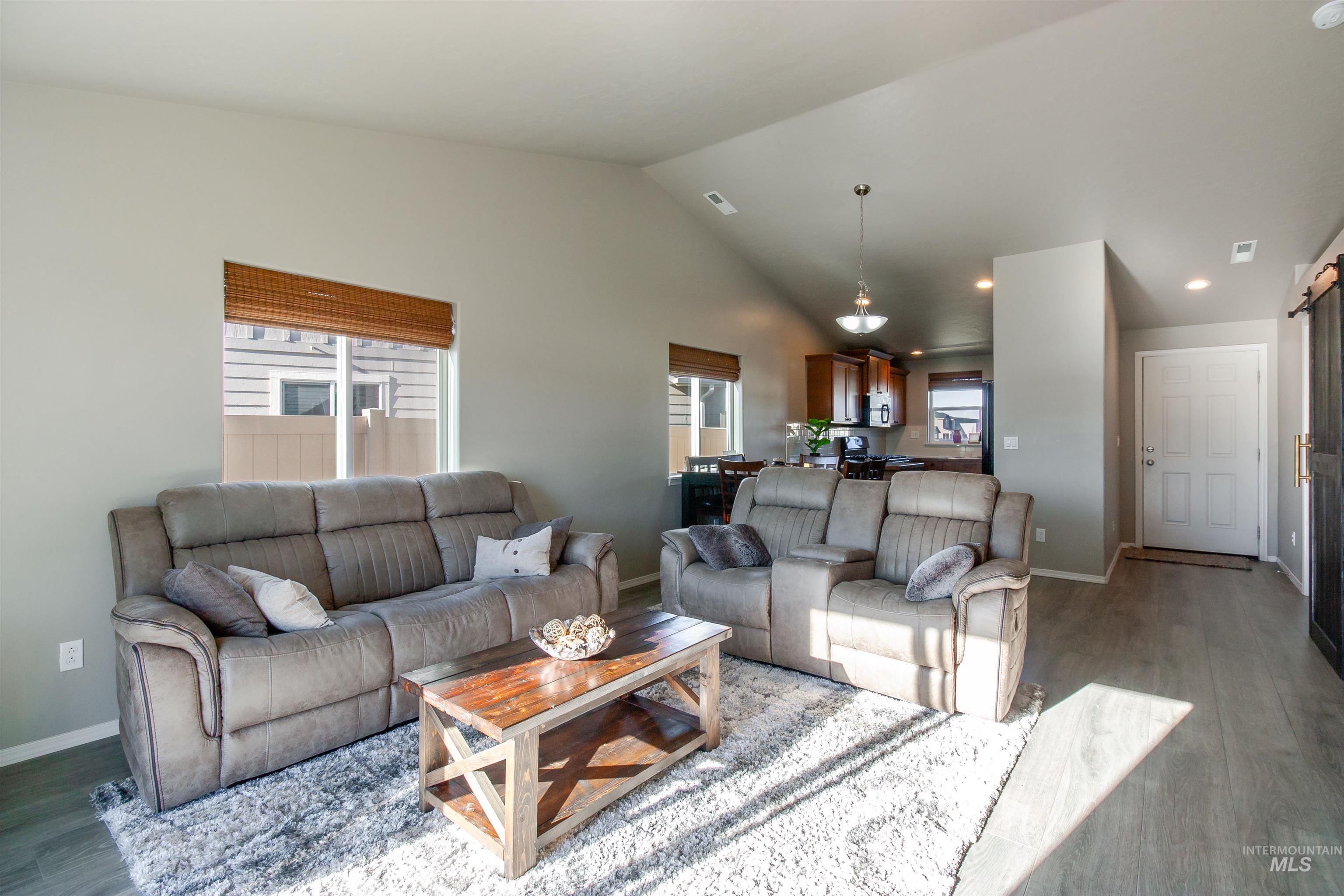 1847 E Mesa Falls St, Kuna, Idaho 83634, 3 Bedrooms, 2 Bathrooms, Residential For Sale, Price $375,000,MLS 98975753