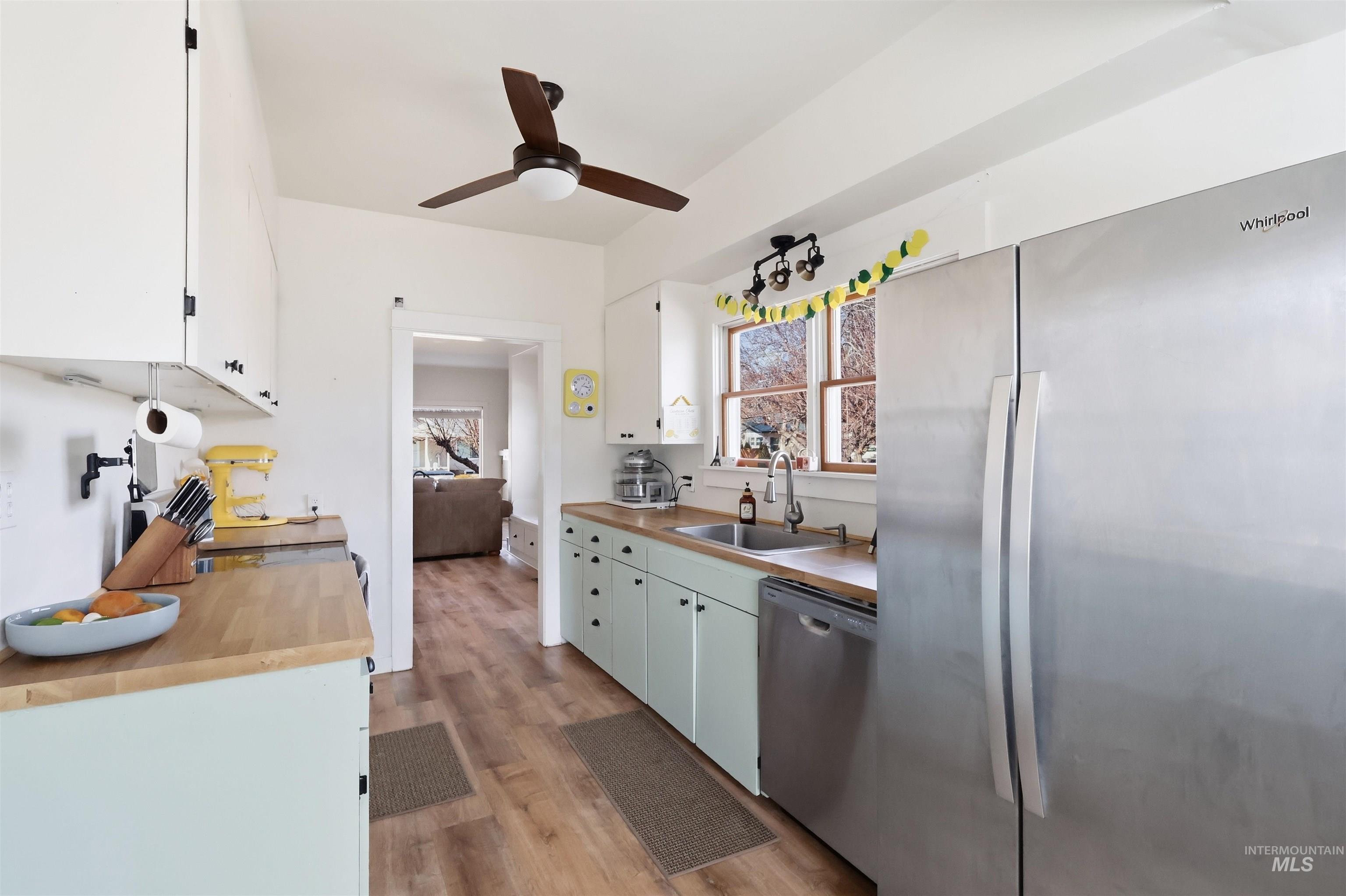 1741 Yale Ave, Burley, Idaho 83318, 3 Bedrooms, 1 Bathroom, Residential For Sale, Price $289,000,MLS 98975754