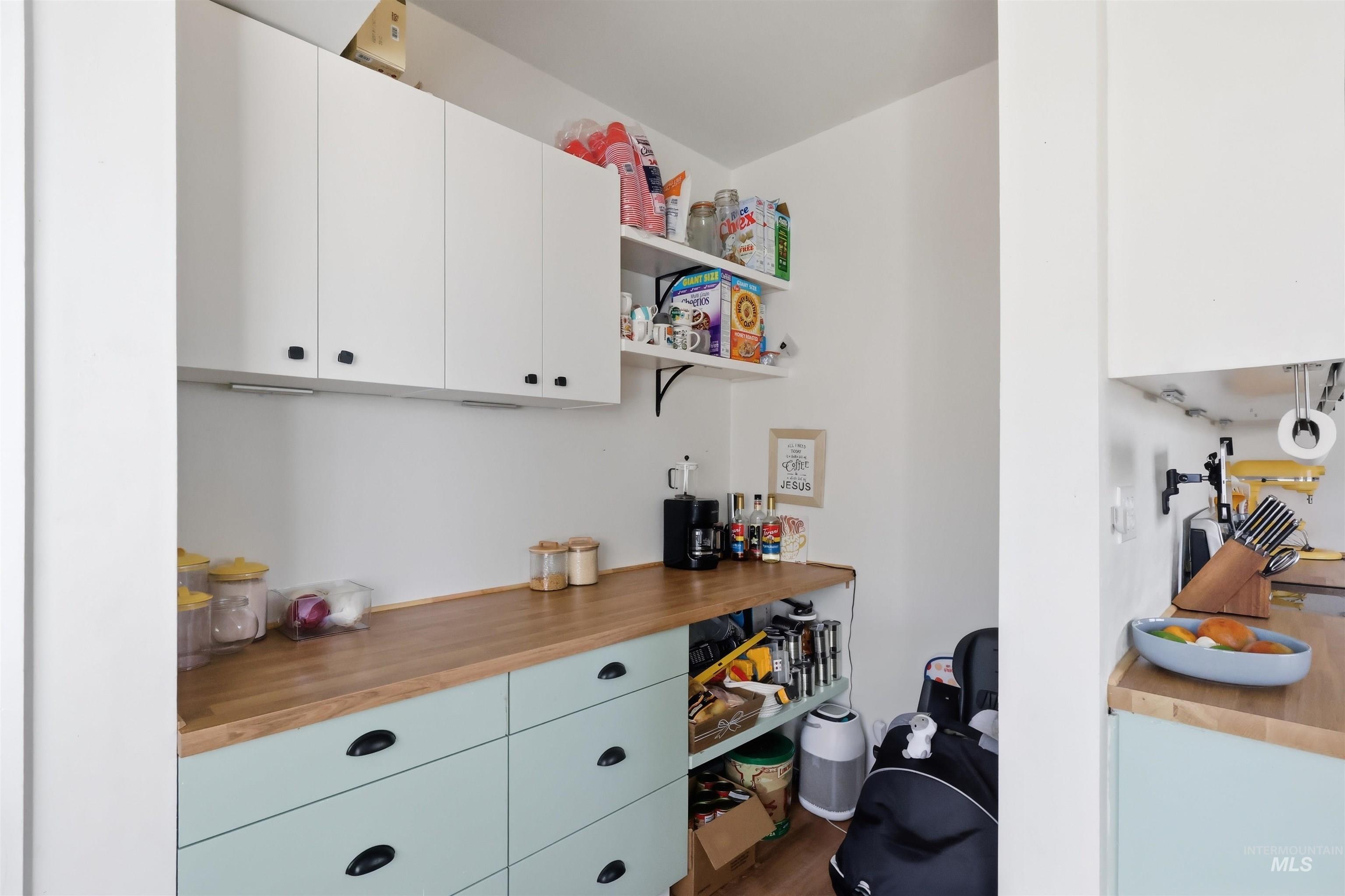 1741 Yale Ave, Burley, Idaho 83318, 3 Bedrooms, 1 Bathroom, Residential For Sale, Price $289,000,MLS 98975754