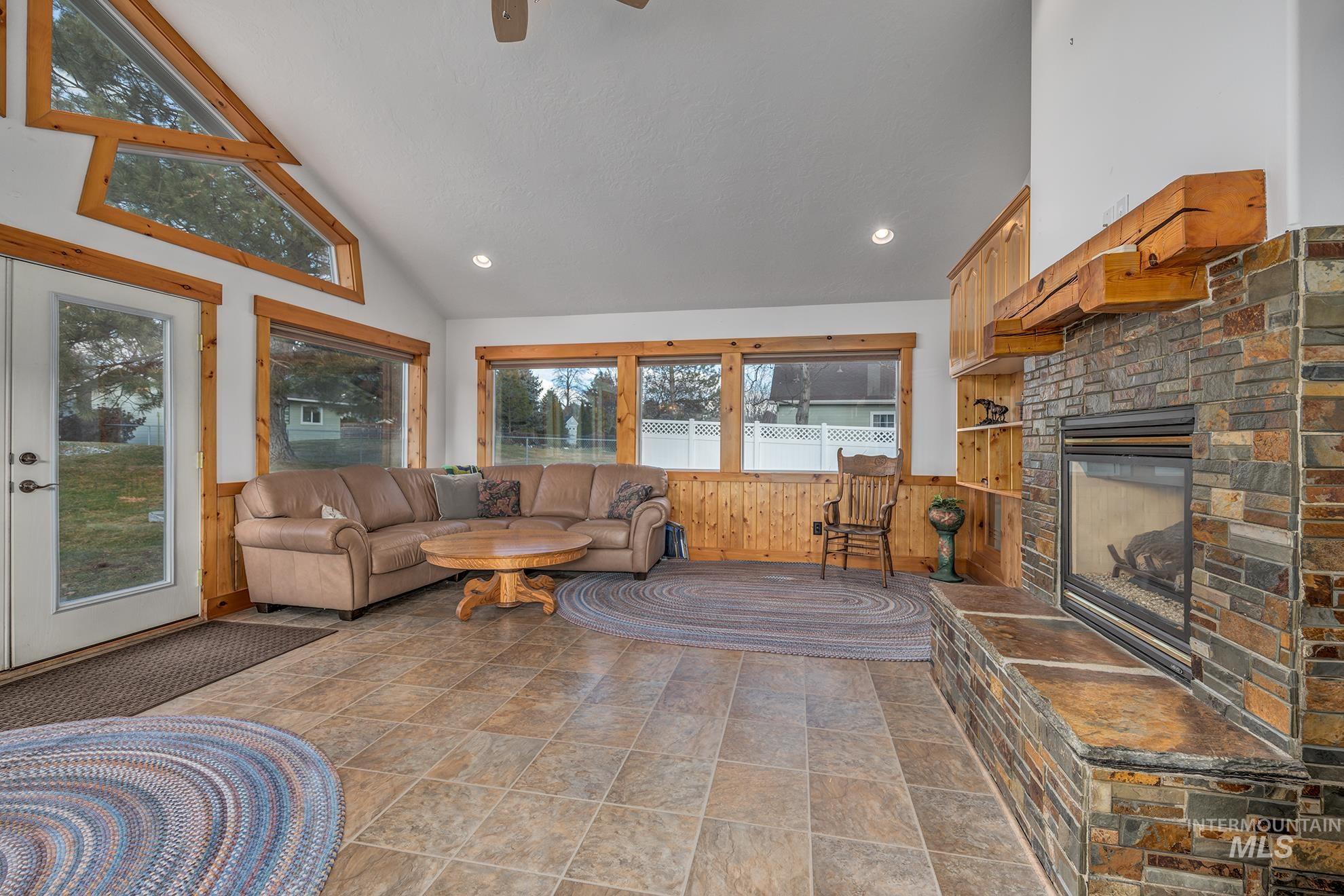 5710 Howard Ln, Nampa, Idaho 83687, 3 Bedrooms, 2 Bathrooms, Residential For Sale, Price $512,500,MLS 98975755