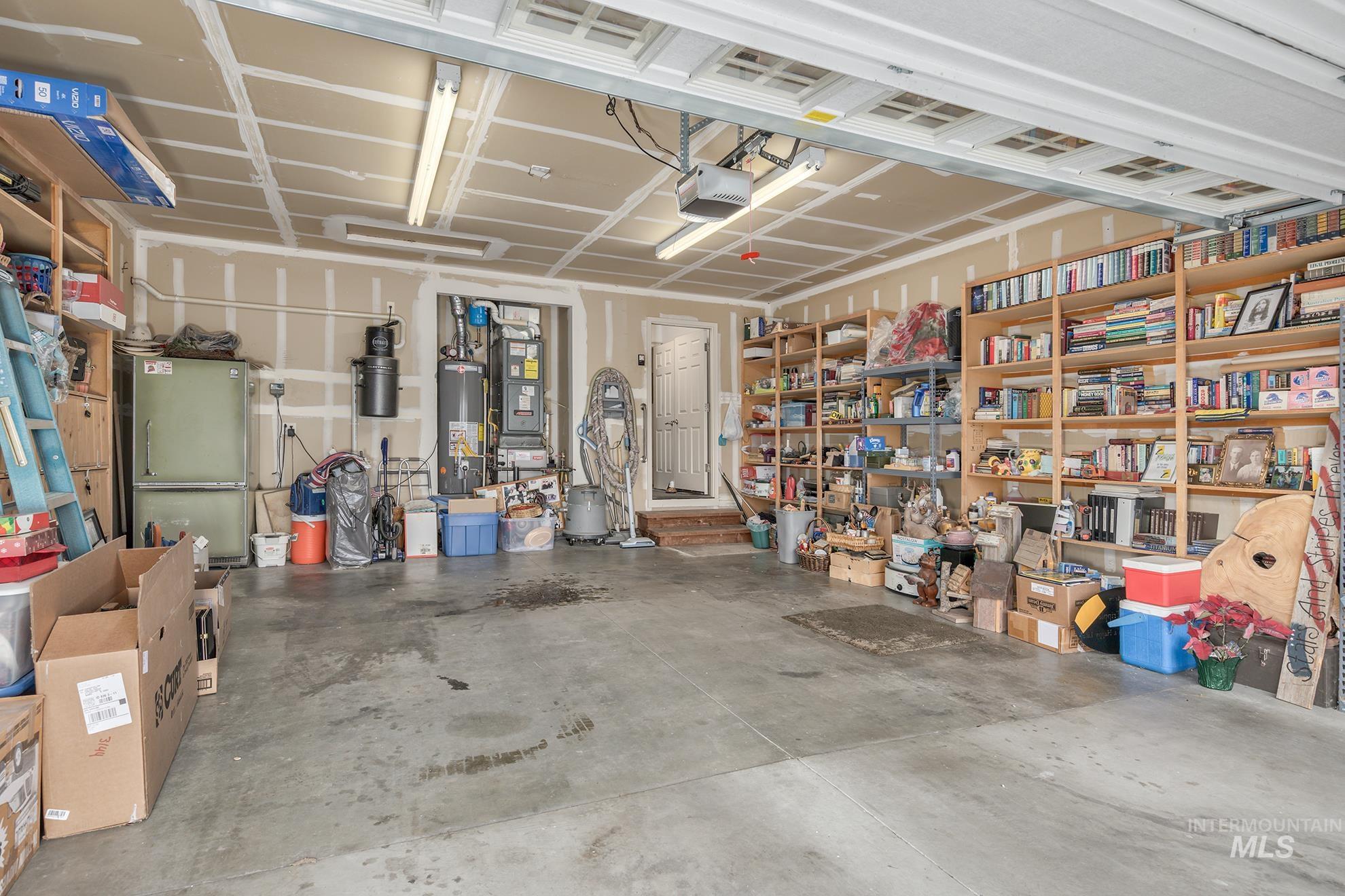 5710 Howard Ln, Nampa, Idaho 83687, 3 Bedrooms, 2 Bathrooms, Residential For Sale, Price $613,000,MLS 98975755