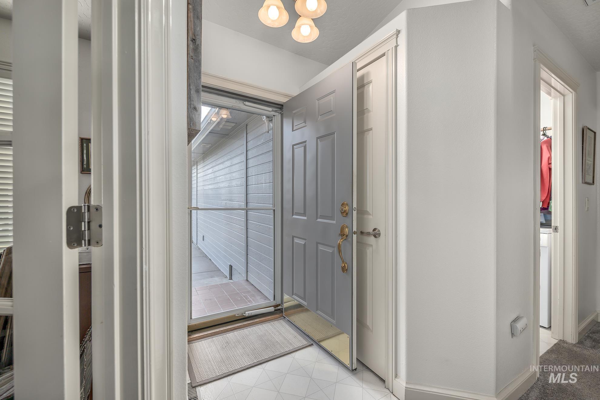 5710 Howard Ln, Nampa, Idaho 83687, 3 Bedrooms, 2 Bathrooms, Residential For Sale, Price $565,000,MLS 98975755