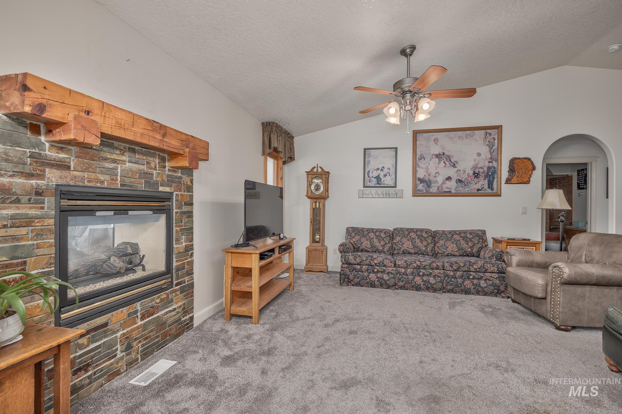 5710 Howard Ln, Nampa, Idaho 83687, 3 Bedrooms, 2 Bathrooms, Residential For Sale, Price $512,500,MLS 98975755
