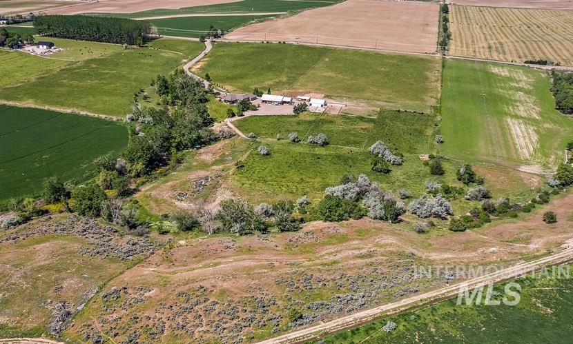 4532 Oak Road, Ontario, Oregon 97914, 4 Bedrooms, 2.5 Bathrooms, Farm & Ranch For Sale, Price $1,549,000, 98975756