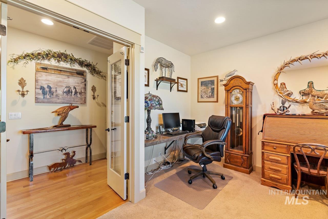 4532 Oak Road, Ontario, Oregon 97914, 4 Bedrooms, 2.5 Bathrooms, Farm & Ranch For Sale, Price $1,549,000, 98975756