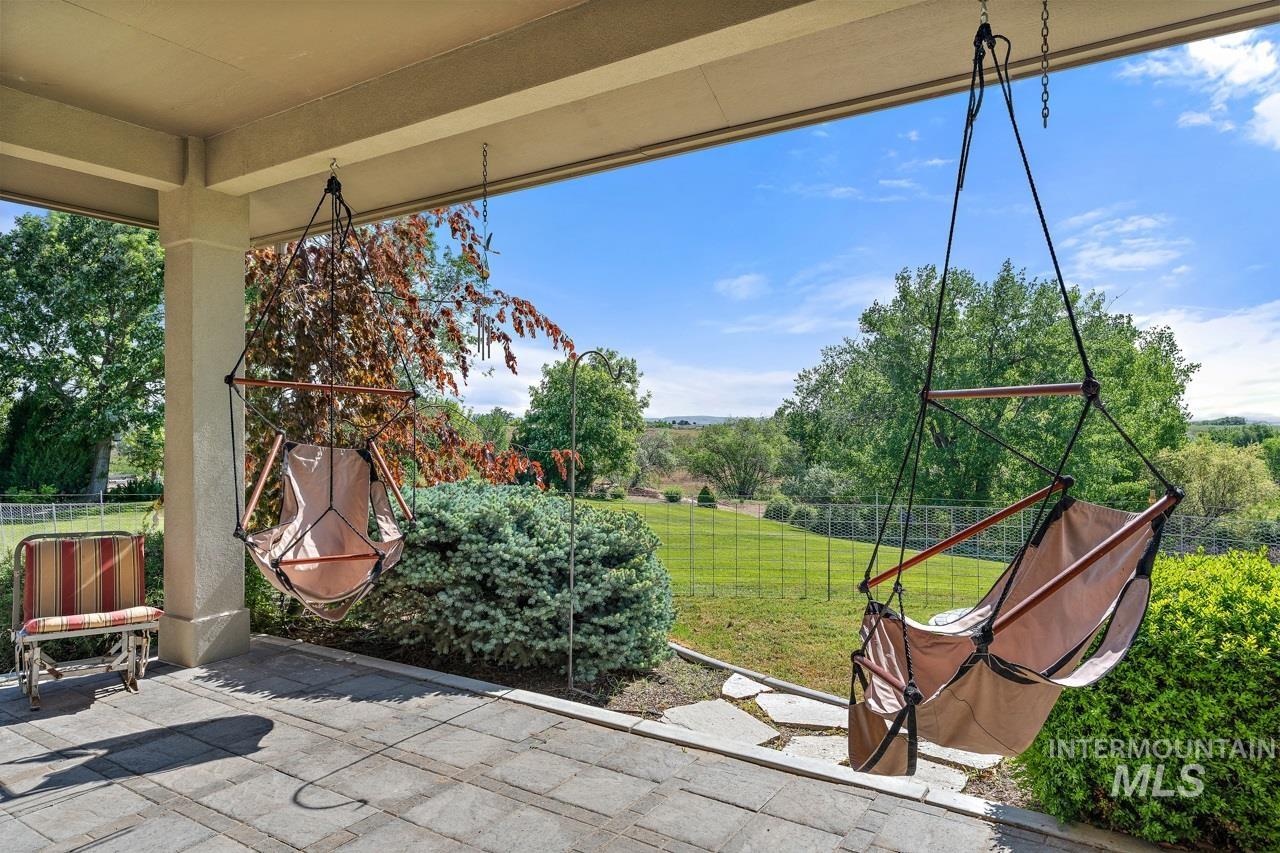 4532 Oak Road, Ontario, Oregon 97914, 4 Bedrooms, 2.5 Bathrooms, Farm & Ranch For Sale, Price $1,549,000, 98975756