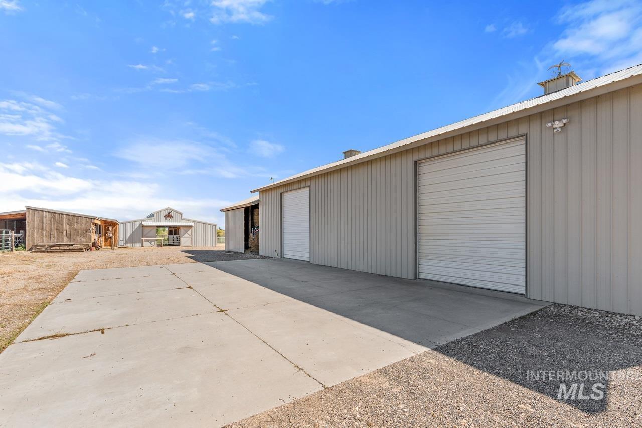 4532 Oak Road, Ontario, Oregon 97914, 4 Bedrooms, 2.5 Bathrooms, Farm & Ranch For Sale, Price $1,549,000, 98975756