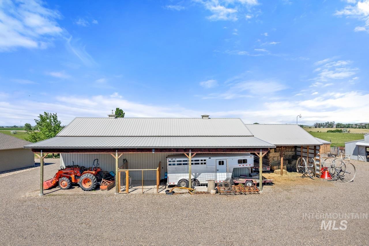 4532 Oak Road, Ontario, Oregon 97914, 4 Bedrooms, 2.5 Bathrooms, Farm & Ranch For Sale, Price $1,549,000, 98975756