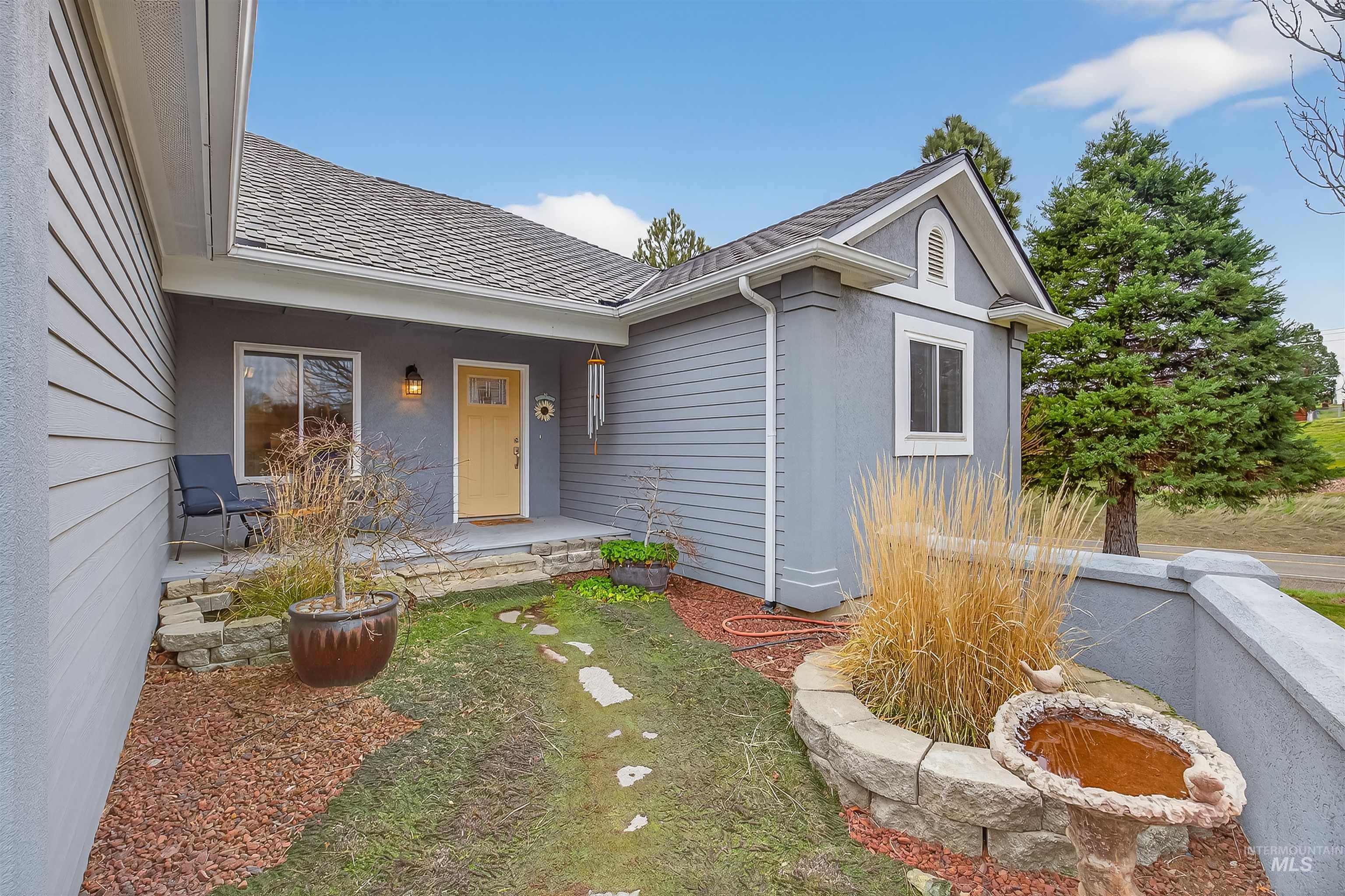 2126 23rd Street, Clarkston, Washington 99403, 4 Bedrooms, 3 Bathrooms, Residential For Sale, Price $565,000,MLS 98975758