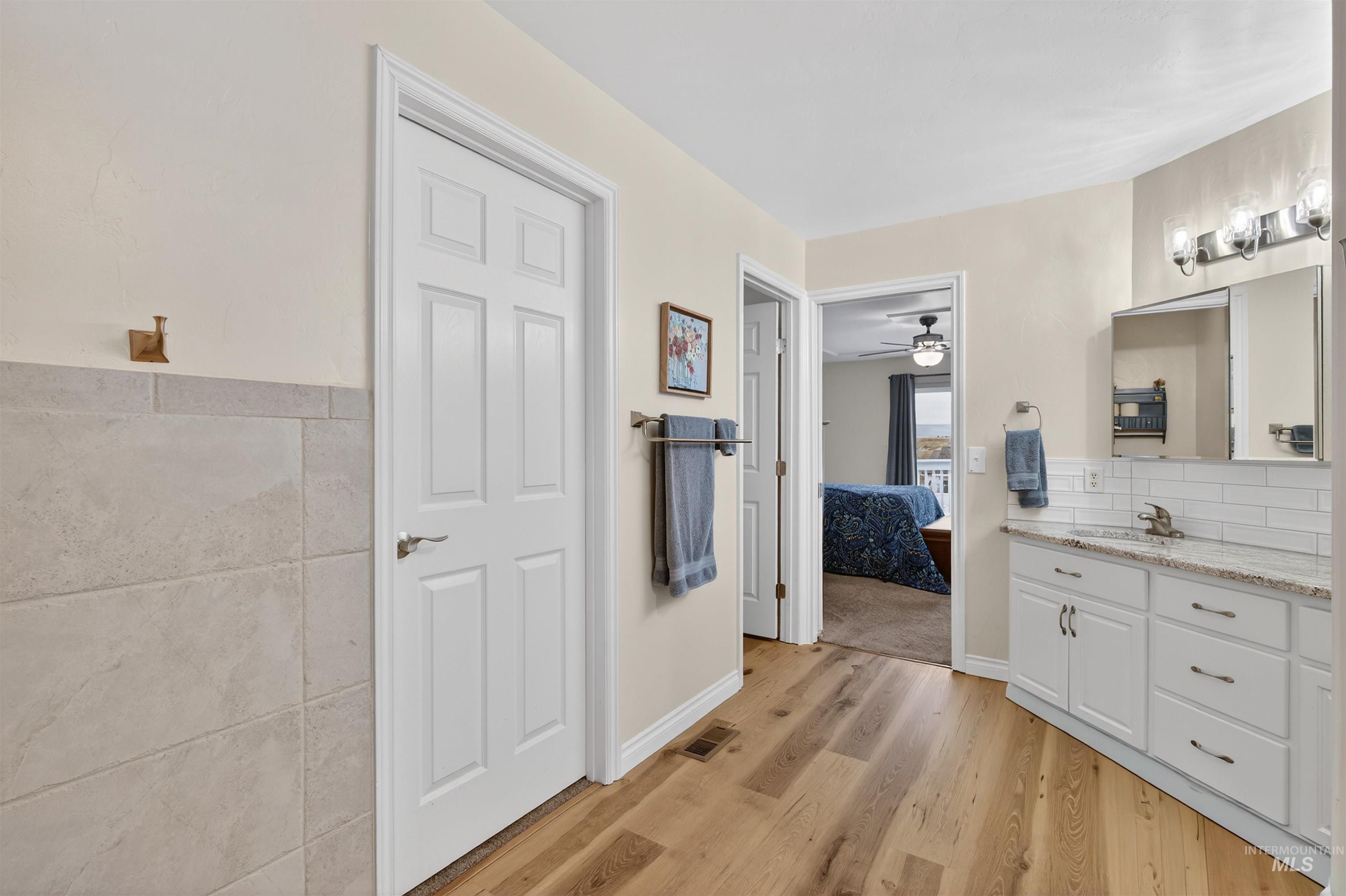 2126 23rd Street, Clarkston, Washington 99403, 4 Bedrooms, 3 Bathrooms, Residential For Sale, Price $565,000,MLS 98975758