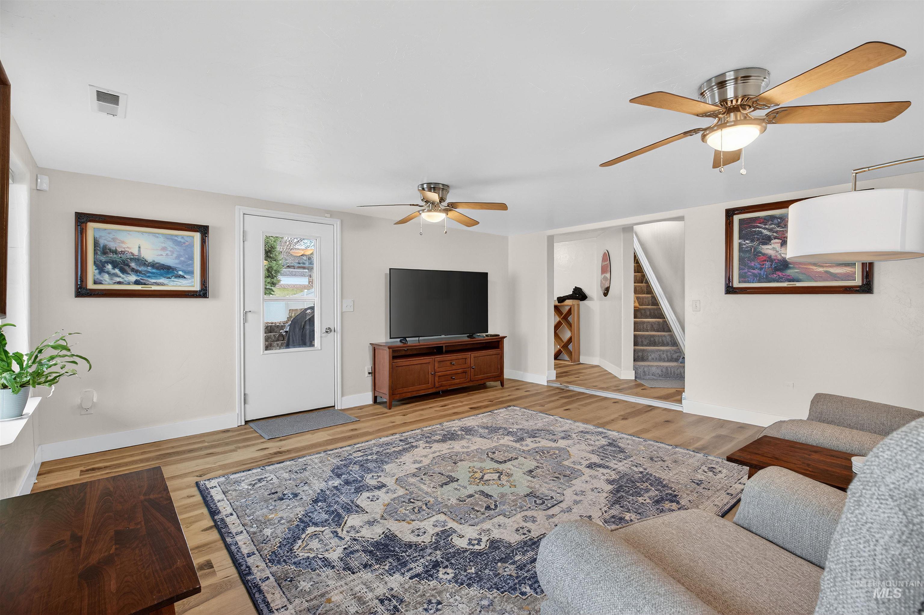 2126 23rd Street, Clarkston, Washington 99403, 4 Bedrooms, 3 Bathrooms, Residential For Sale, Price $565,000,MLS 98975758