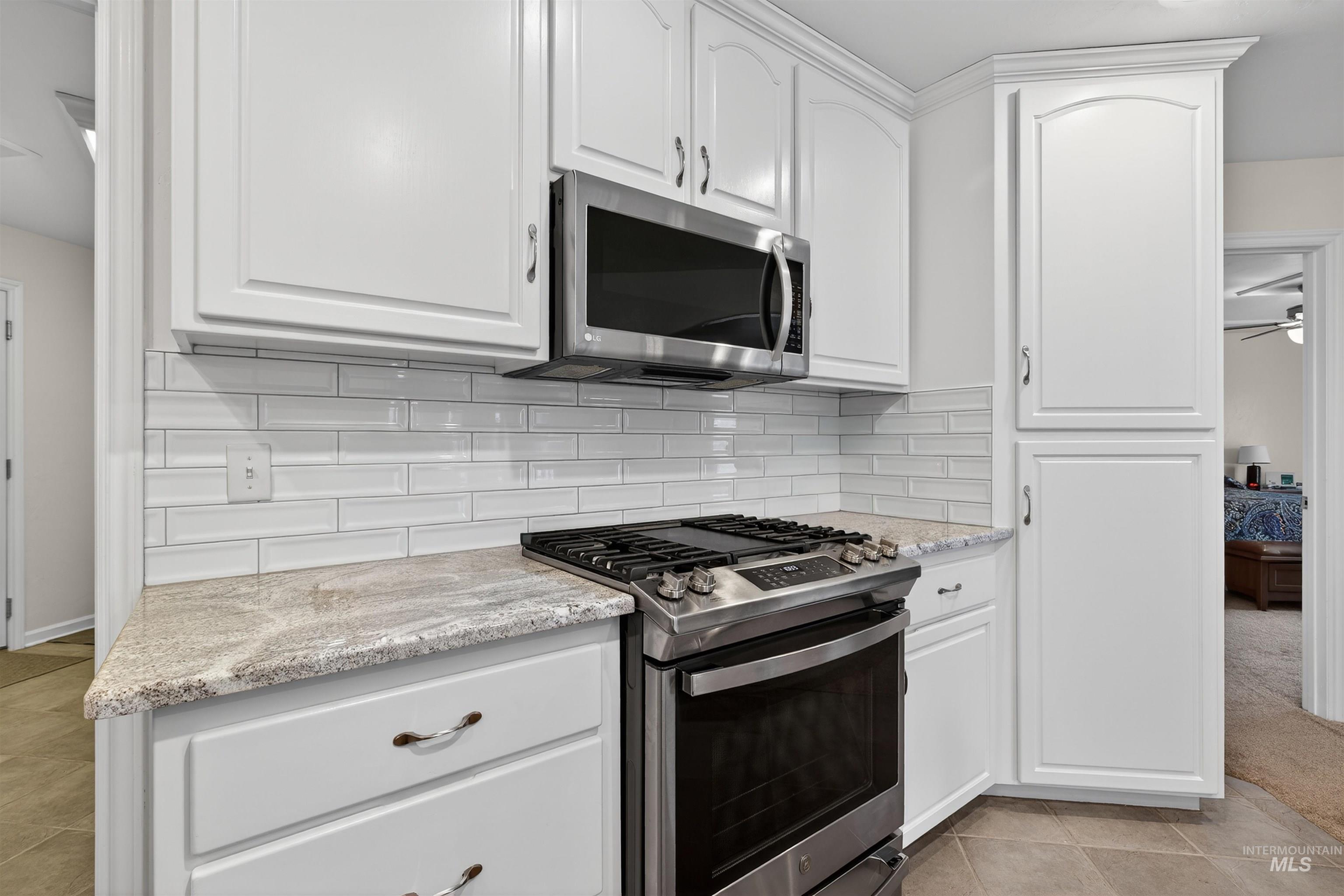 2126 23rd Street, Clarkston, Washington 99403, 4 Bedrooms, 3 Bathrooms, Residential For Sale, Price $565,000,MLS 98975758