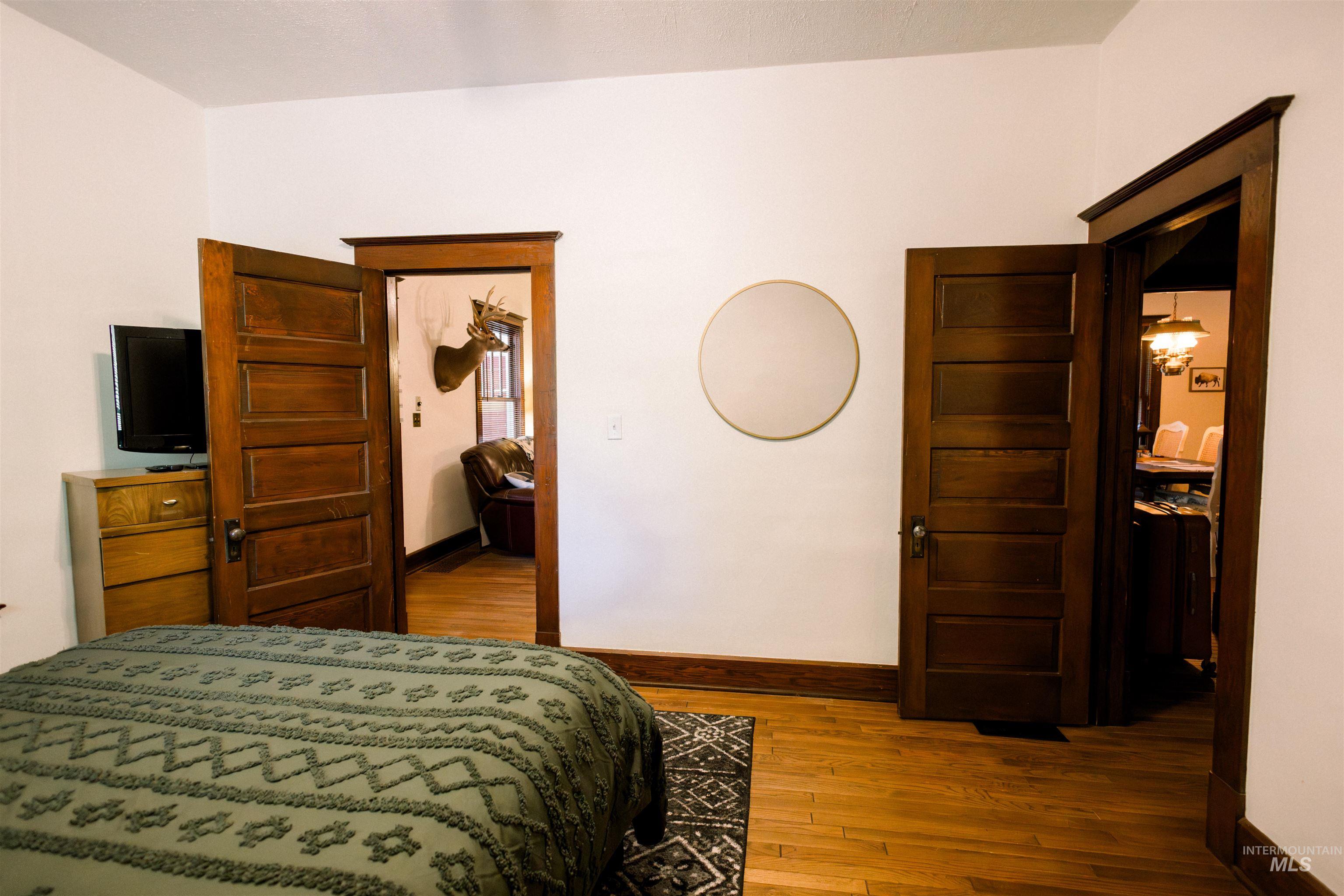 450 S 3rd East, Mountain Home, Idaho 83647-0000, 3 Bedrooms, 2 Bathrooms, Residential For Sale, Price $360,000,MLS 98975759