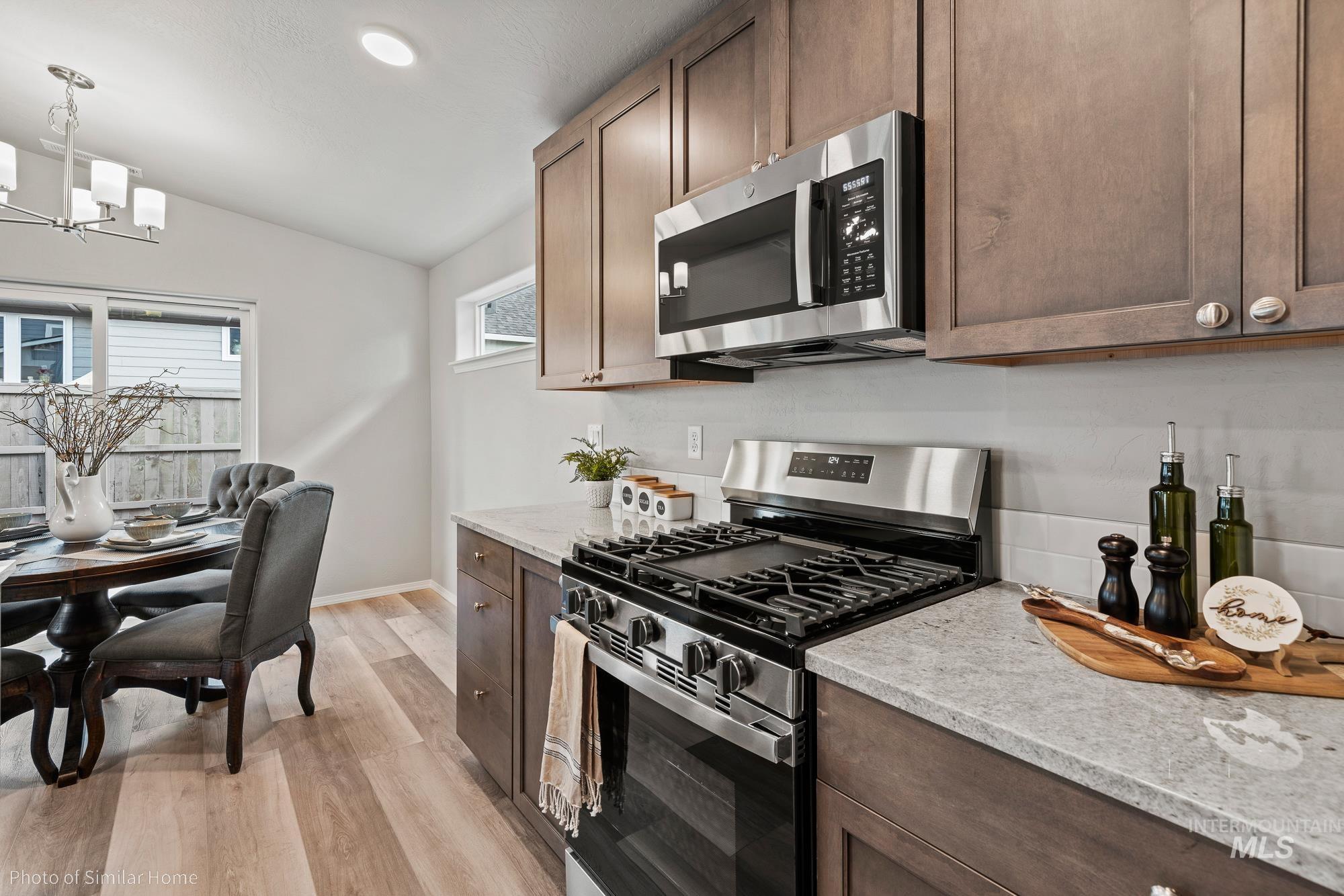 TBD SW Mendenhall St, Mountain Home, Idaho 83647, 3 Bedrooms, 2.5 Bathrooms, Residential For Sale, Price $324,990,MLS 98975761