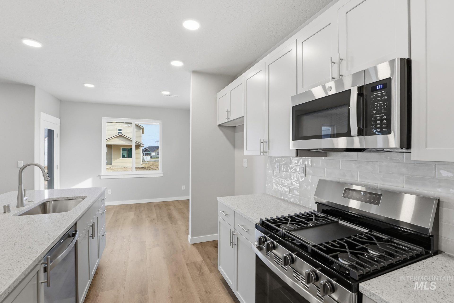 TBD SW Mendenhall St, Mountain Home, Idaho 83647, 3 Bedrooms, 2.5 Bathrooms, Residential For Sale, Price $355,990,MLS 98975762