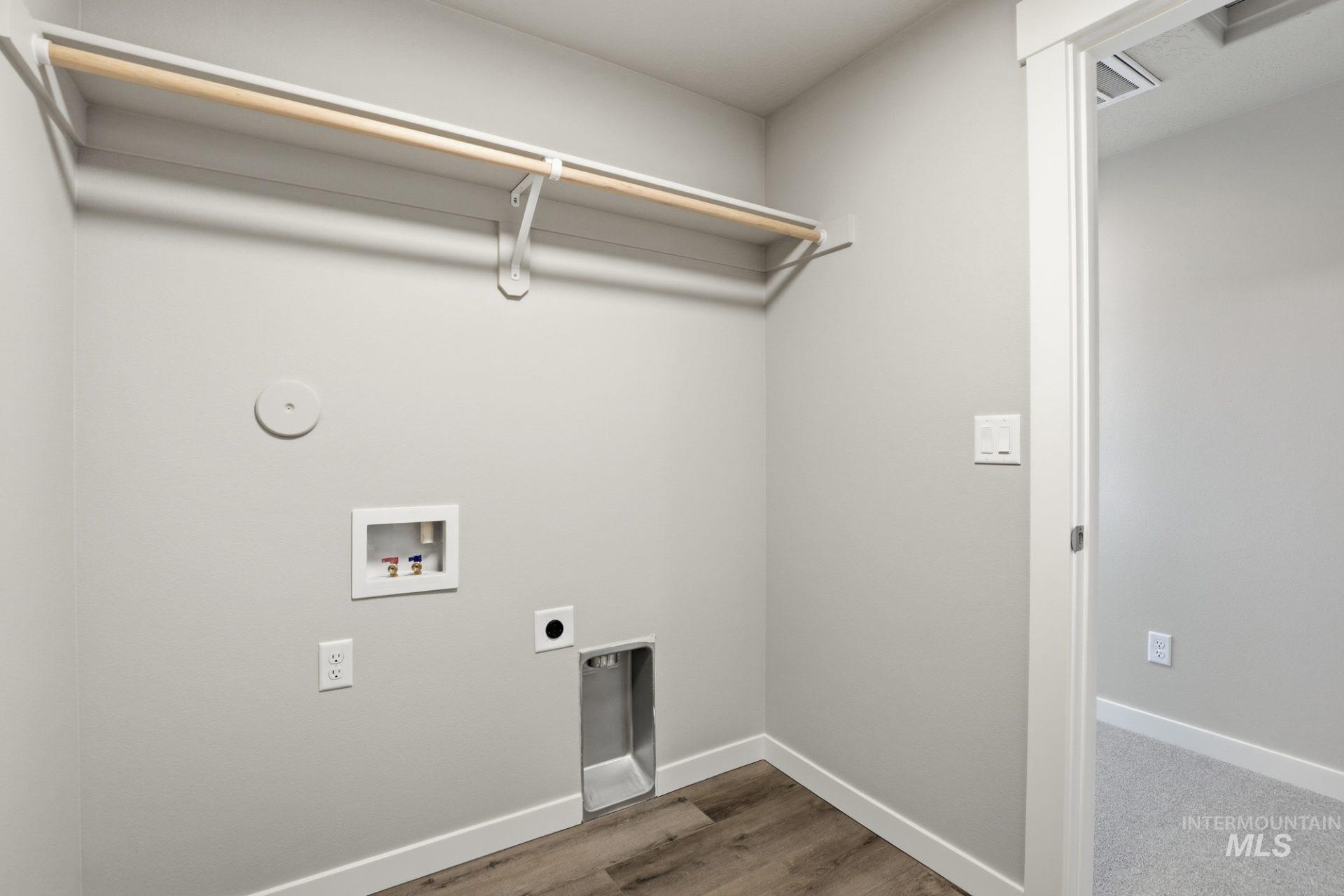 TBD SW Mendenhall St, Mountain Home, Idaho 83647, 3 Bedrooms, 2.5 Bathrooms, Residential For Sale, Price $355,990,MLS 98975762