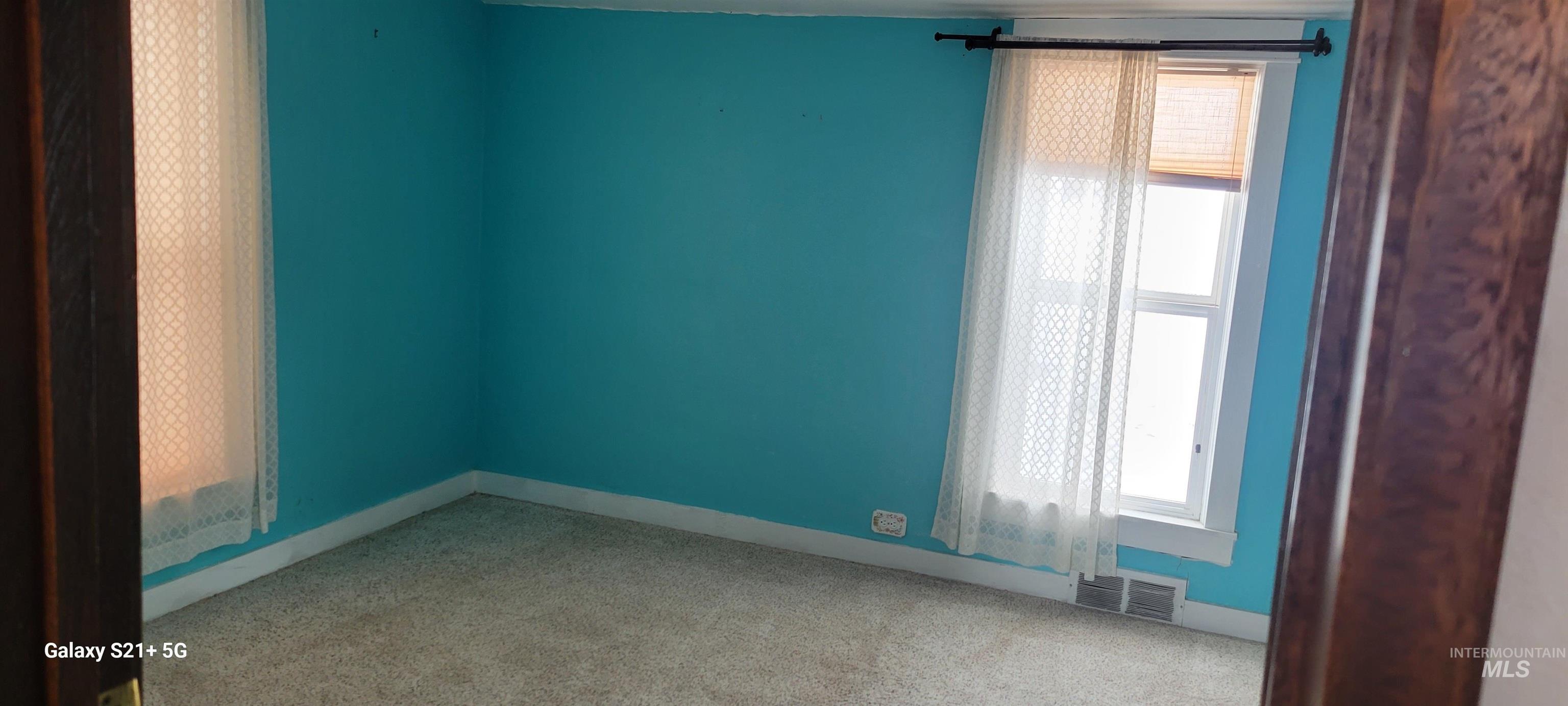 1044 Martinson Rd, Genesee, Idaho 83843, 3 Bedrooms, 4 Bathrooms, Residential For Sale, Price $595,000,MLS 98975763