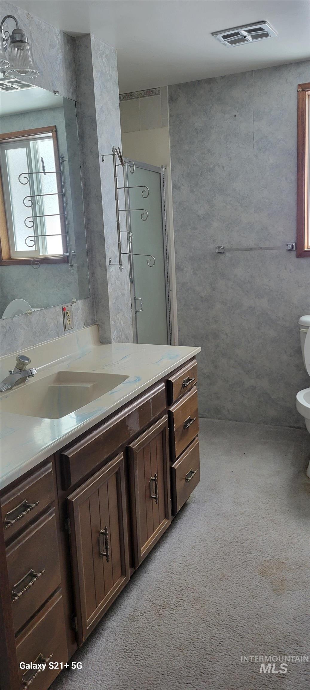 1044 Martinson Rd, Genesee, Idaho 83843, 3 Bedrooms, 4 Bathrooms, Residential For Sale, Price $595,000,MLS 98975763