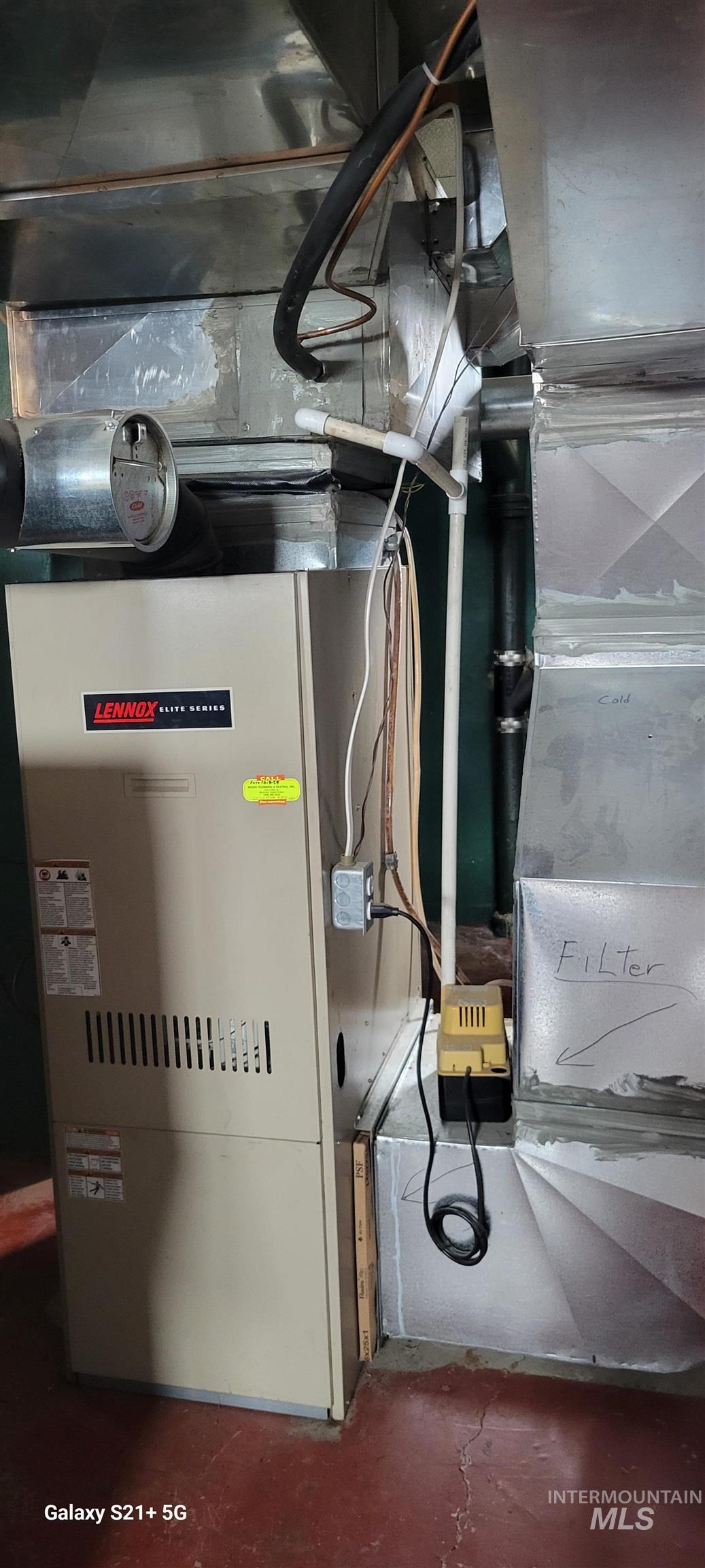 1044 Martinson Rd, Genesee, Idaho 83843, 3 Bedrooms, 4 Bathrooms, Residential For Sale, Price $595,000,MLS 98975763