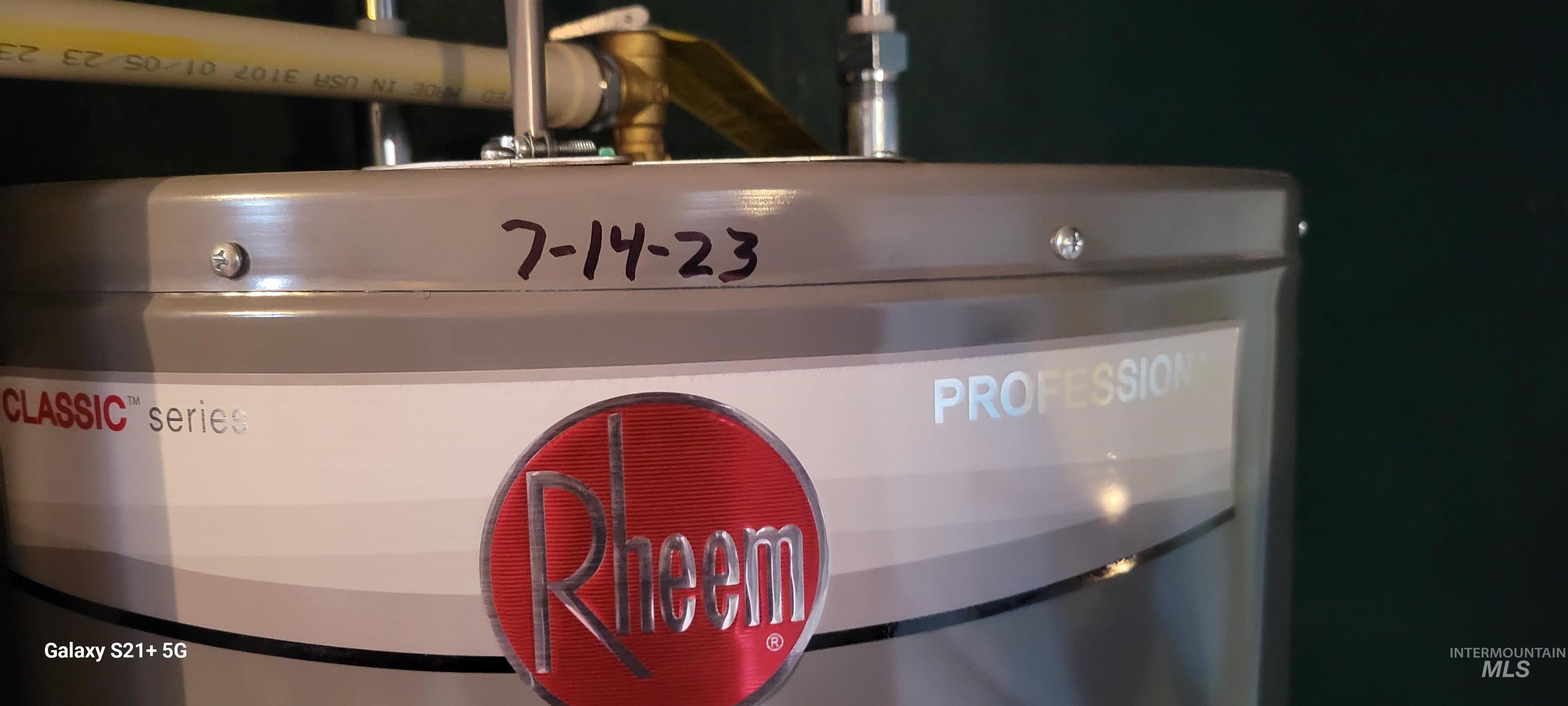 1044 Martinson Rd, Genesee, Idaho 83843, 3 Bedrooms, 4 Bathrooms, Residential For Sale, Price $595,000,MLS 98975763