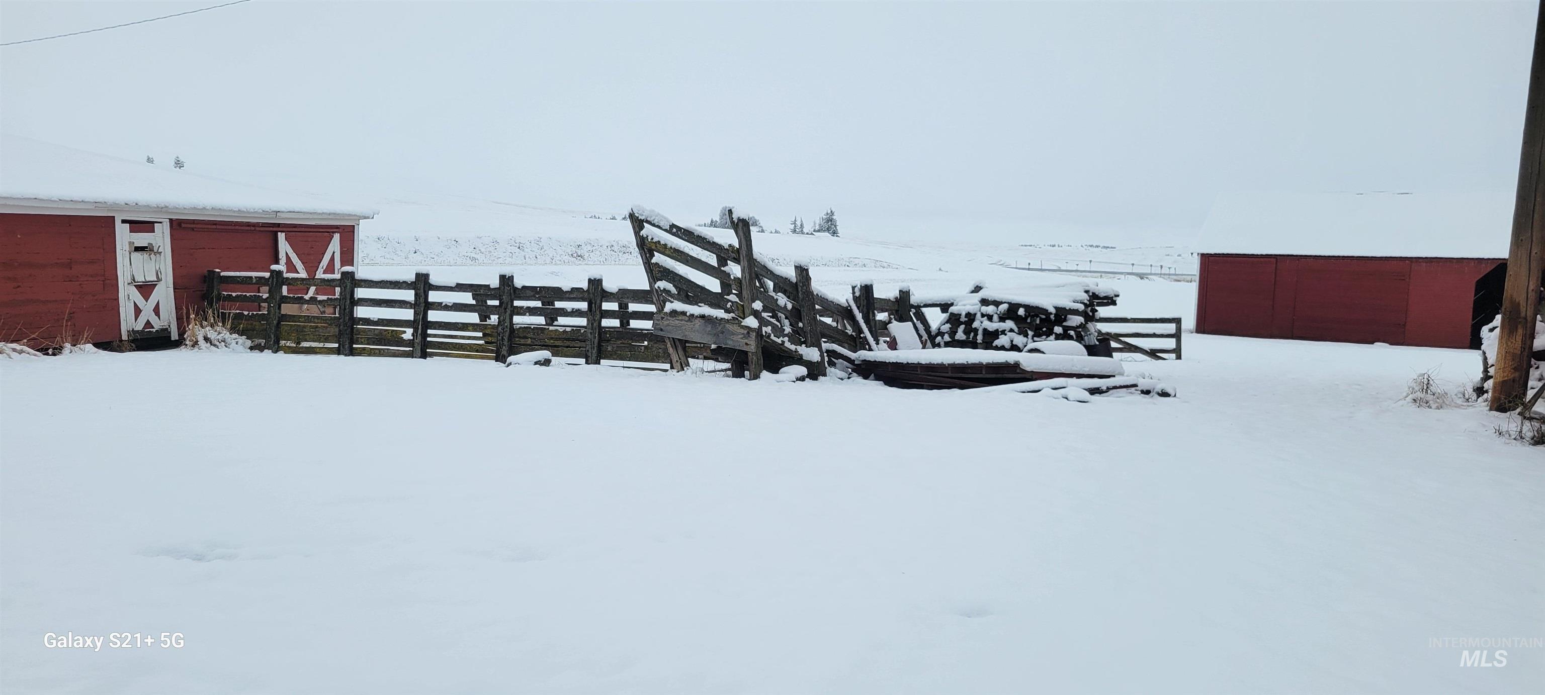 1044 Martinson Rd, Genesee, Idaho 83843, 3 Bedrooms, 4 Bathrooms, Residential For Sale, Price $595,000,MLS 98975763