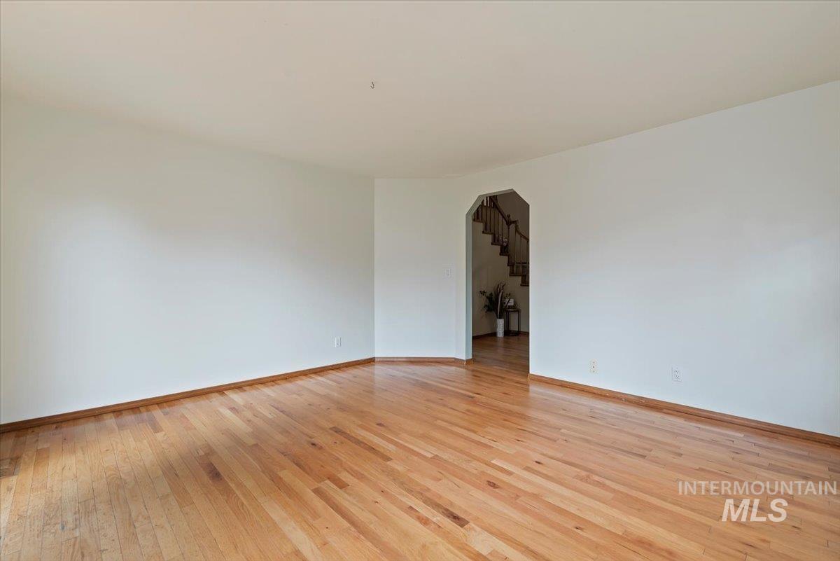 428 W Mayfair Ct, Boise, Idaho 83706, 4 Bedrooms, 2.5 Bathrooms, Residential For Sale, Price $649,900,MLS 98975764