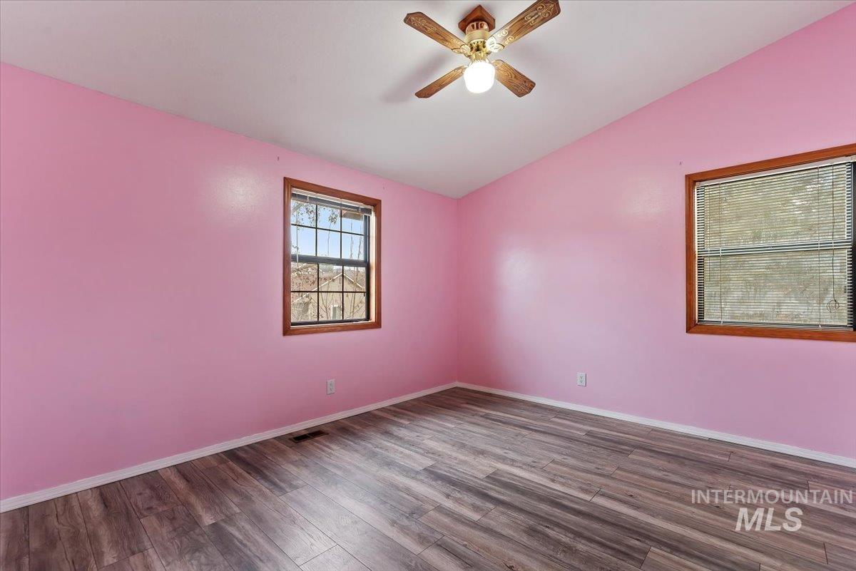 428 W Mayfair Ct, Boise, Idaho 83706, 4 Bedrooms, 2.5 Bathrooms, Residential For Sale, Price $649,900,MLS 98975764