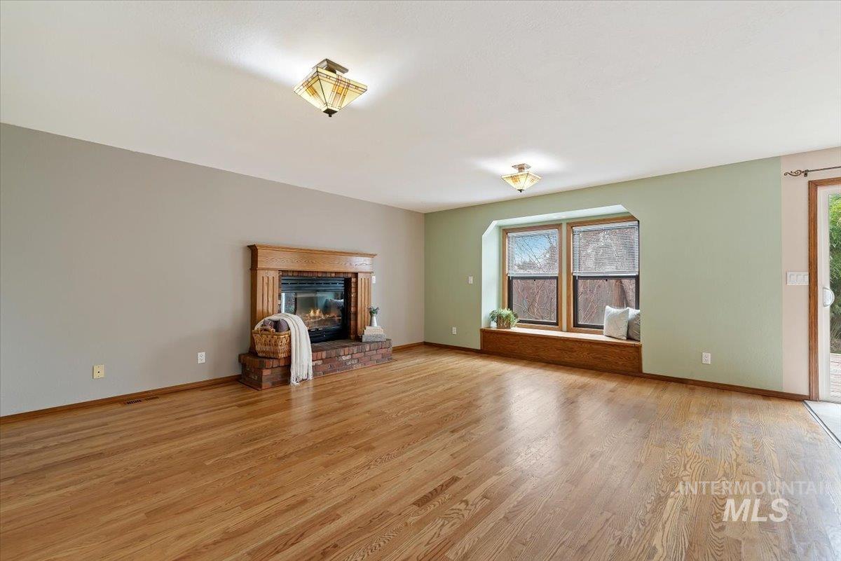 428 W Mayfair Ct, Boise, Idaho 83706, 4 Bedrooms, 2.5 Bathrooms, Residential For Sale, Price $674,500,MLS 98975764