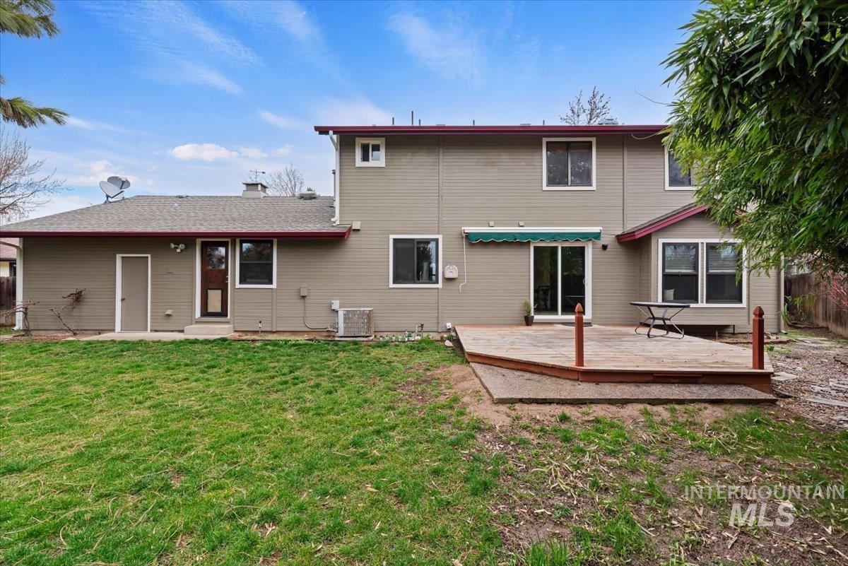 428 W Mayfair Ct, Boise, Idaho 83706, 4 Bedrooms, 2.5 Bathrooms, Residential For Sale, Price $649,900,MLS 98975764