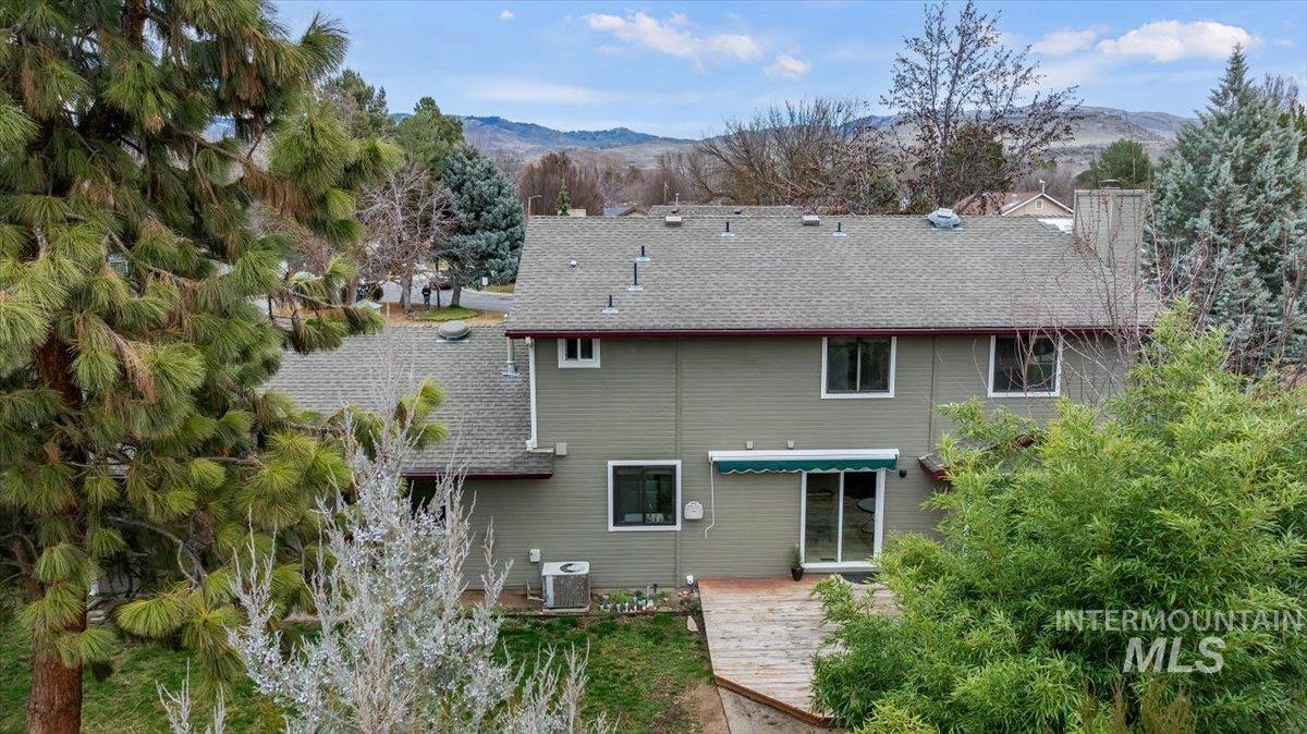 428 W Mayfair Ct, Boise, Idaho 83706, 4 Bedrooms, 2.5 Bathrooms, Residential For Sale, Price $649,900,MLS 98975764