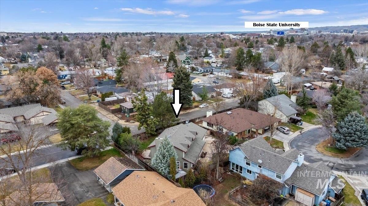 428 W Mayfair Ct, Boise, Idaho 83706, 4 Bedrooms, 2.5 Bathrooms, Residential For Sale, Price $674,500,MLS 98975764